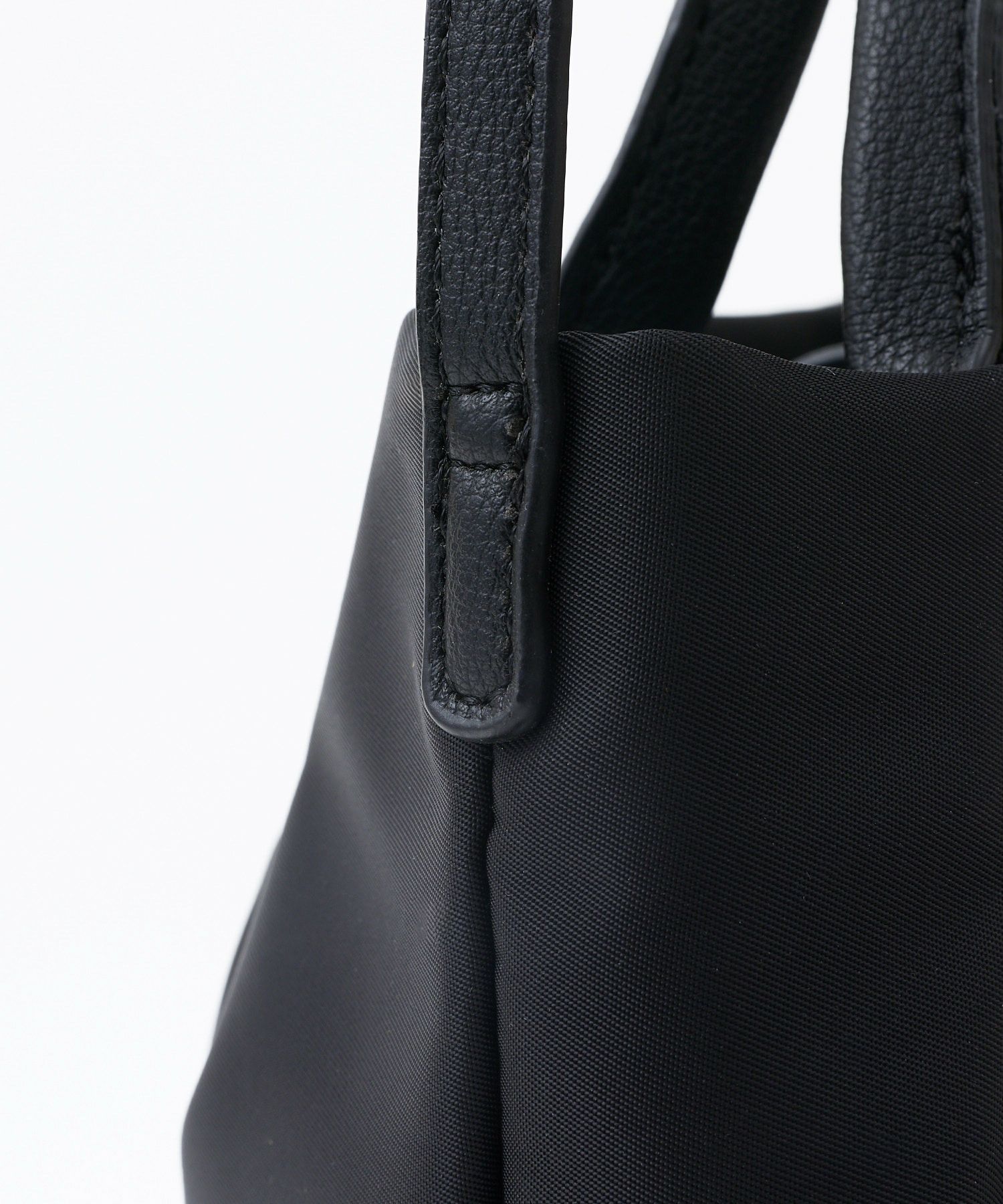 Legato Largo ショルダーバッグ 撥水 自立 肩楽 ショルダーパッド付き スマホ収納可能 コンパクト mini 肩楽 LH-L0153