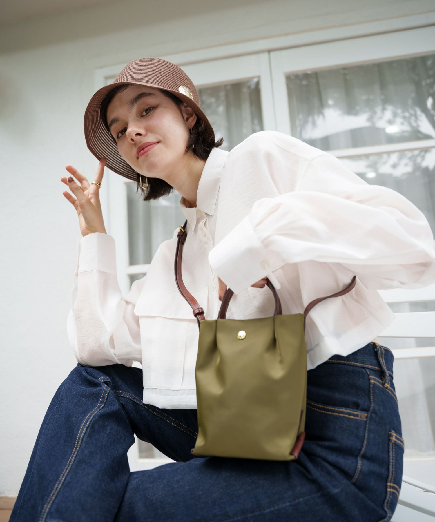 Legato Largo ショルダーバッグ 撥水 自立 肩楽 ショルダーパッド付き スマホ収納可能 コンパクト mini 肩楽 LH-L0153