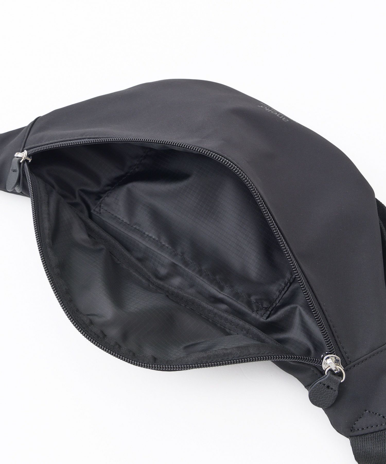 anello ボディバッグ ウエストポーチ 両面撥水 mini WILLIE AGB5015