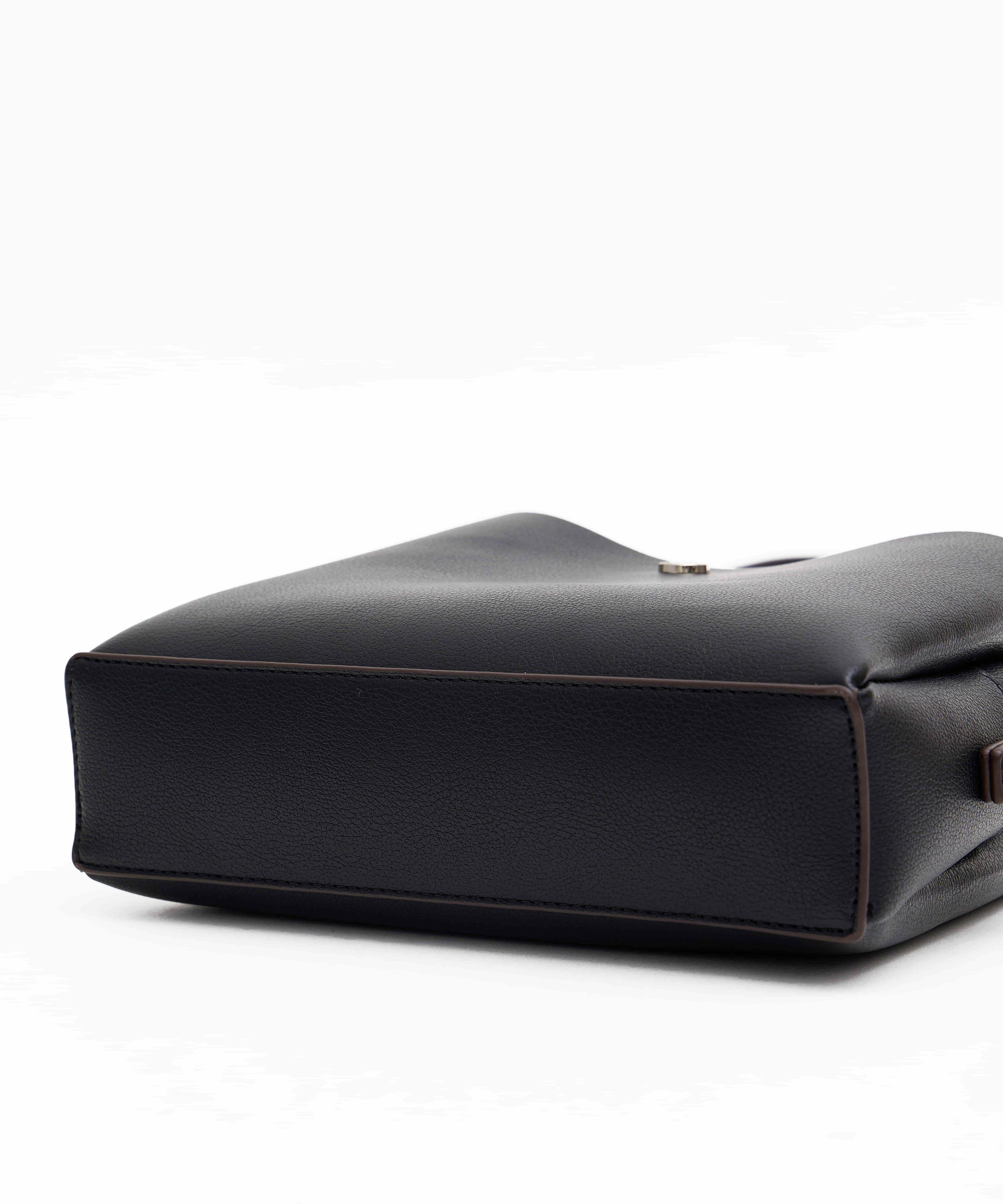 Legato Largo ショルダーバッグ 軽量 お財布機能付き 自立 mini かるいかばん LG-P0123