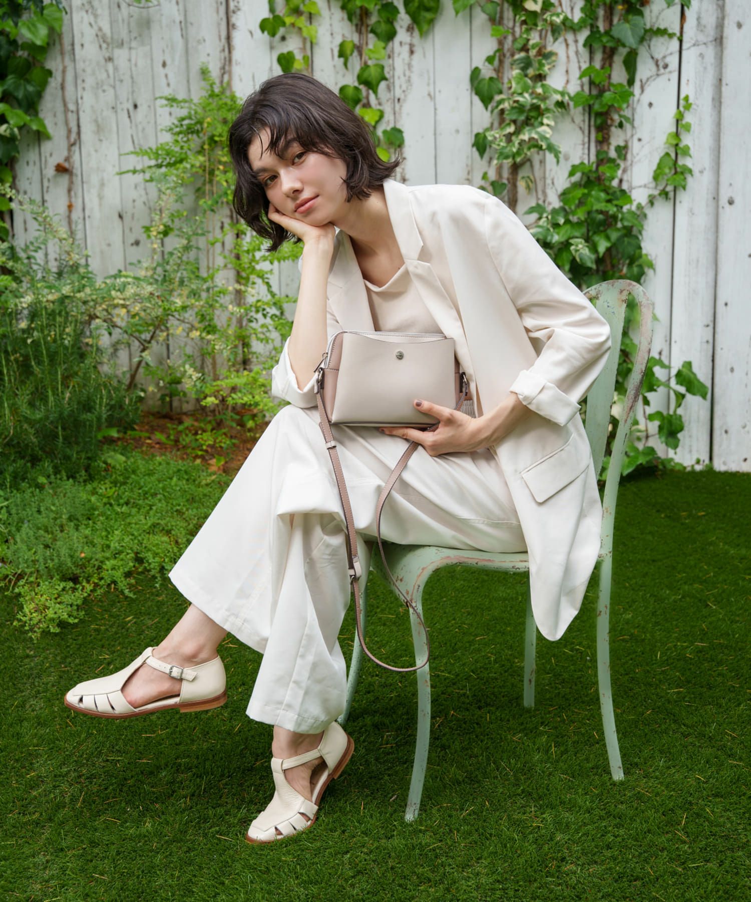 Legato Largo ショルダーバッグ 軽量 お財布機能付き 自立 mini かるいかばん LG-P0123