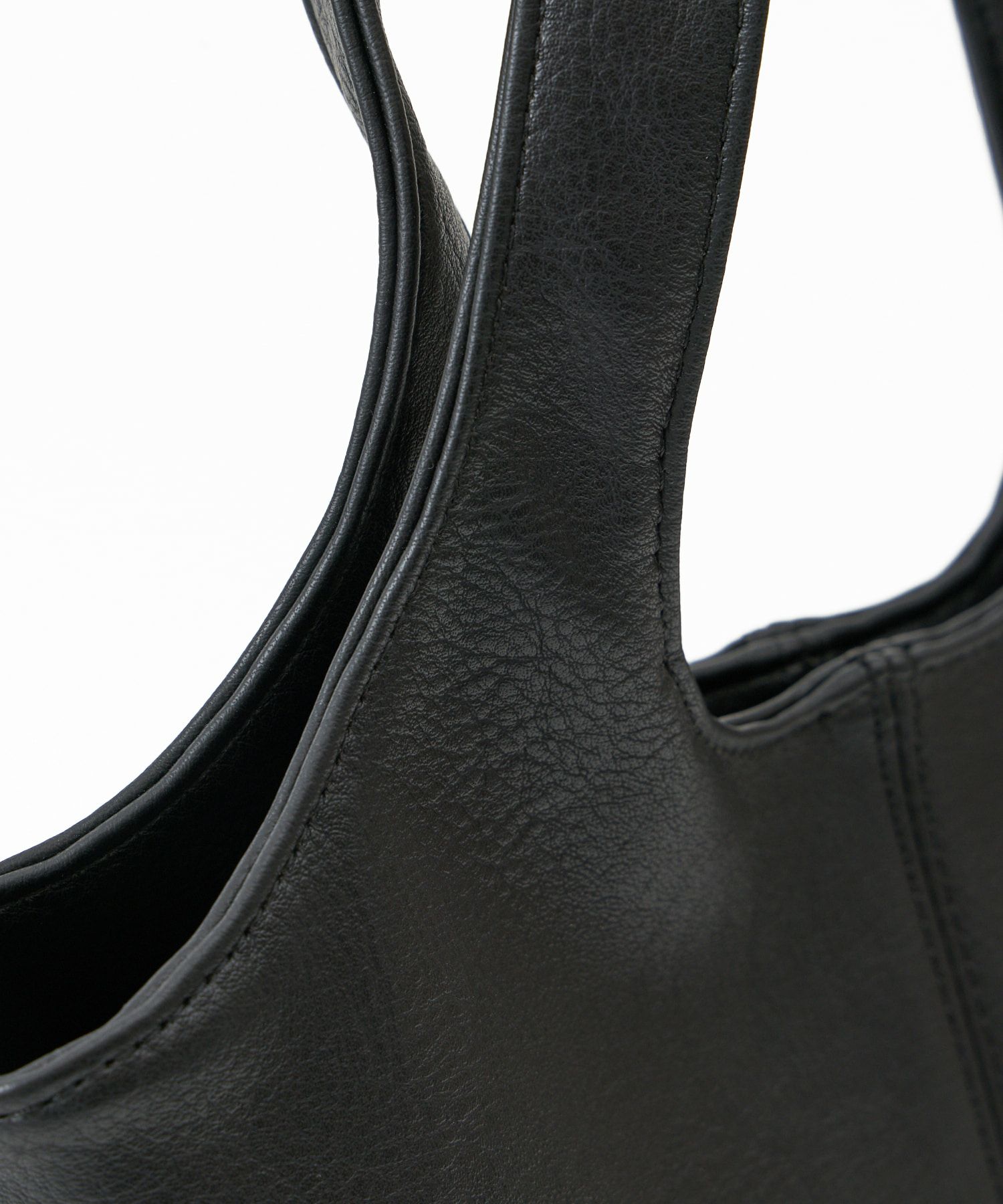 anello トートバッグ 隠しファスナーポケット A5 VANESSA AGB5061