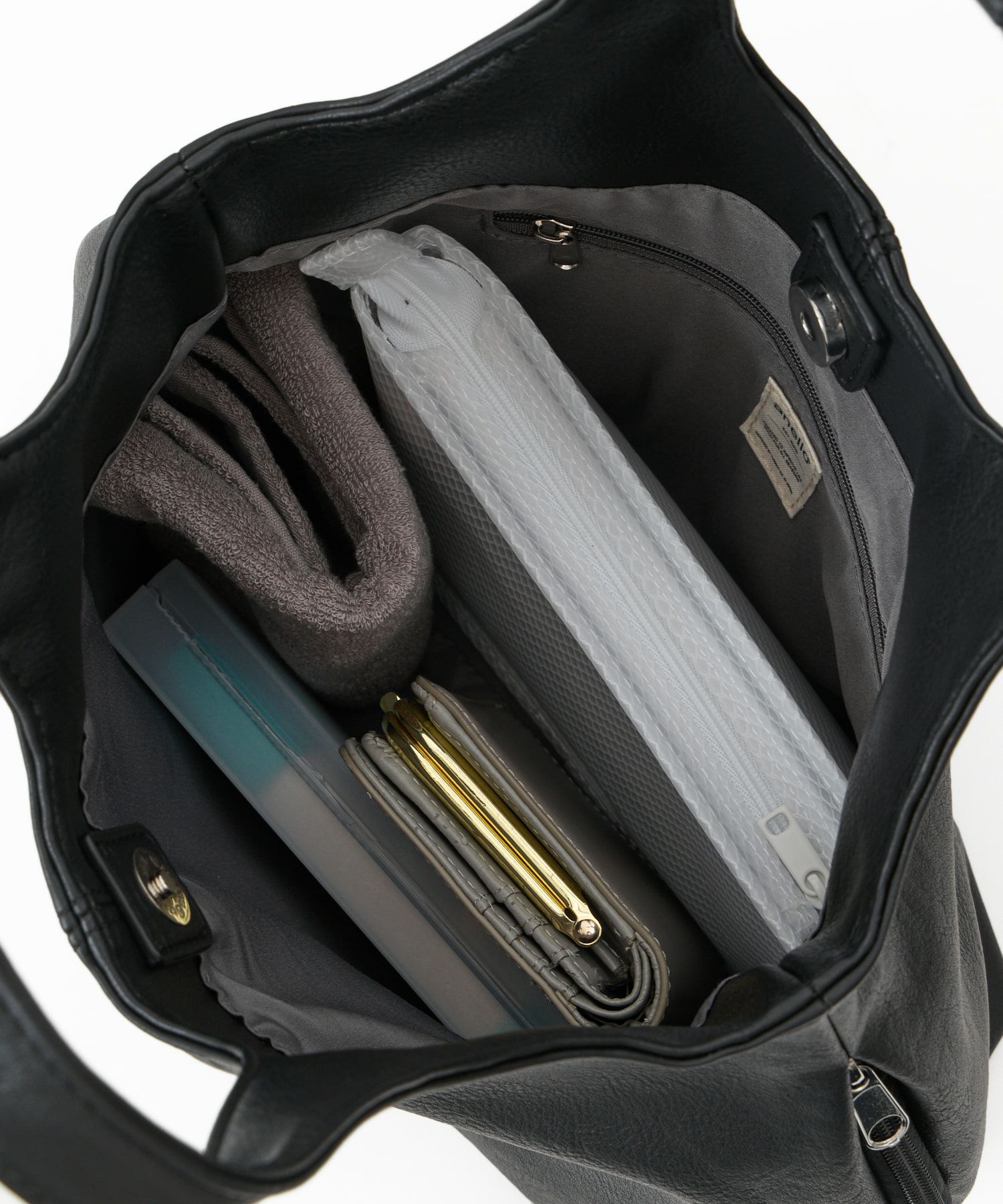 anello トートバッグ 隠しファスナーポケット A5 VANESSA AGB5061