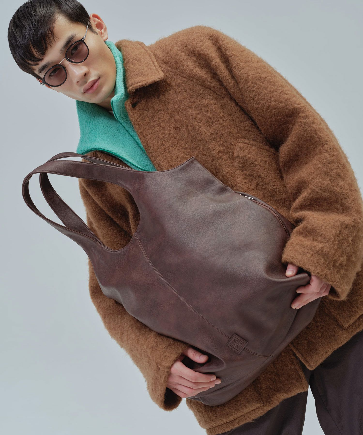 anello トートバッグ 隠しファスナーポケット A4 VANESSA AGB5062