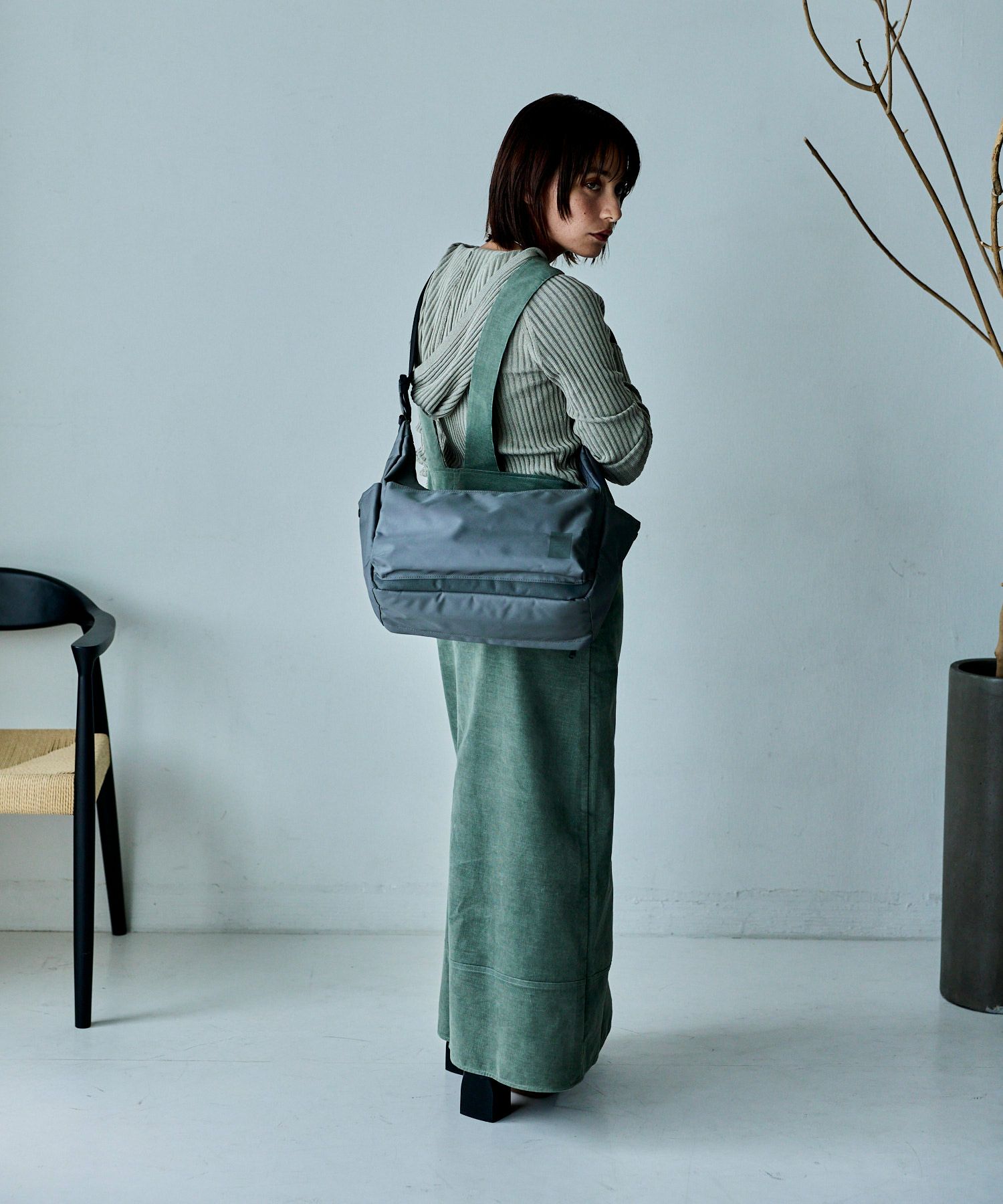 anello ショルダーバッグ TPU素材底ポケット カラーメッシュポケット 両面撥水 A4 SHARE ATH3772