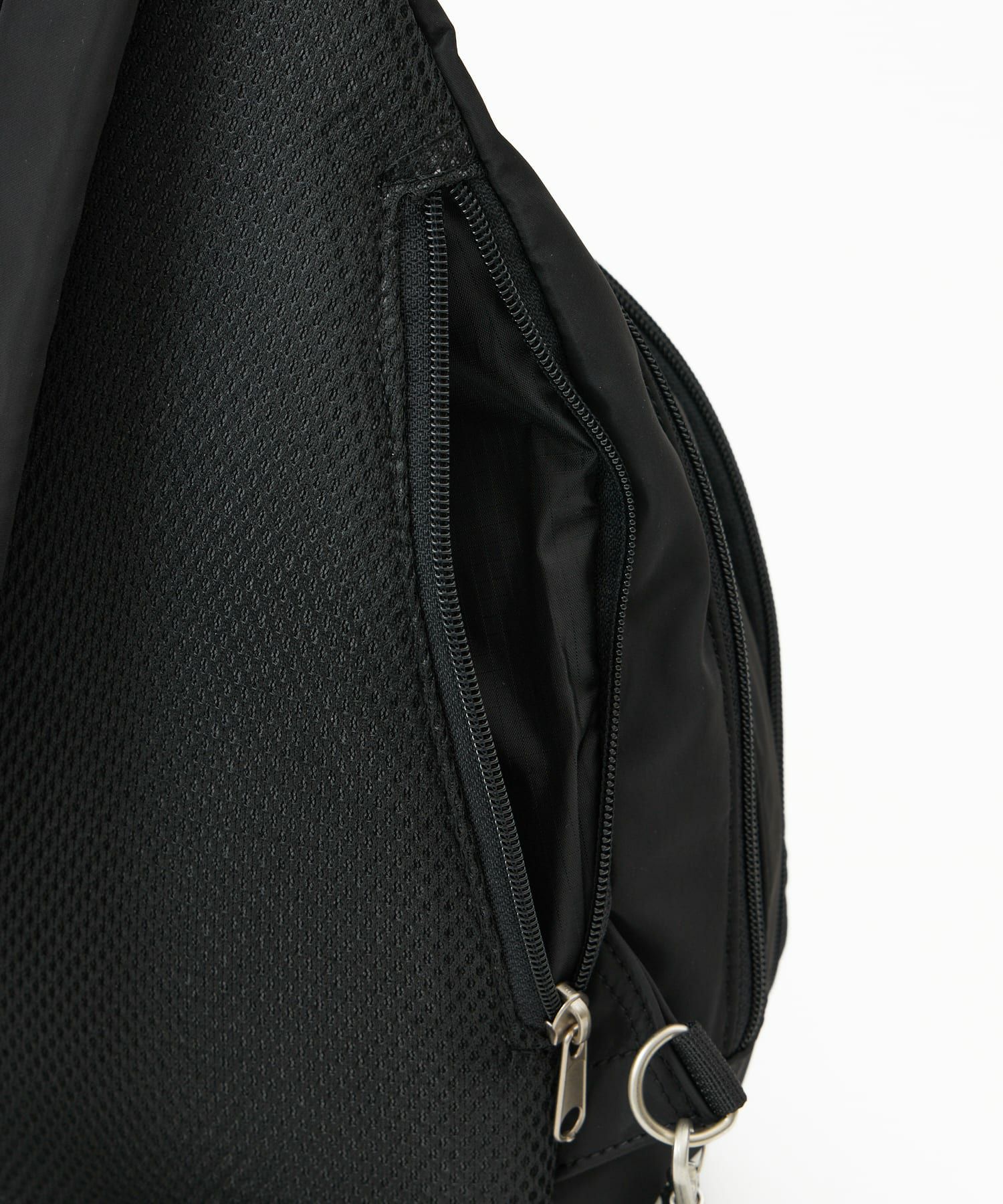 anello GRANDE ボディバッグ ウエストポーチ 両面撥水 背面メッシュ A5 NOTA GHH3784