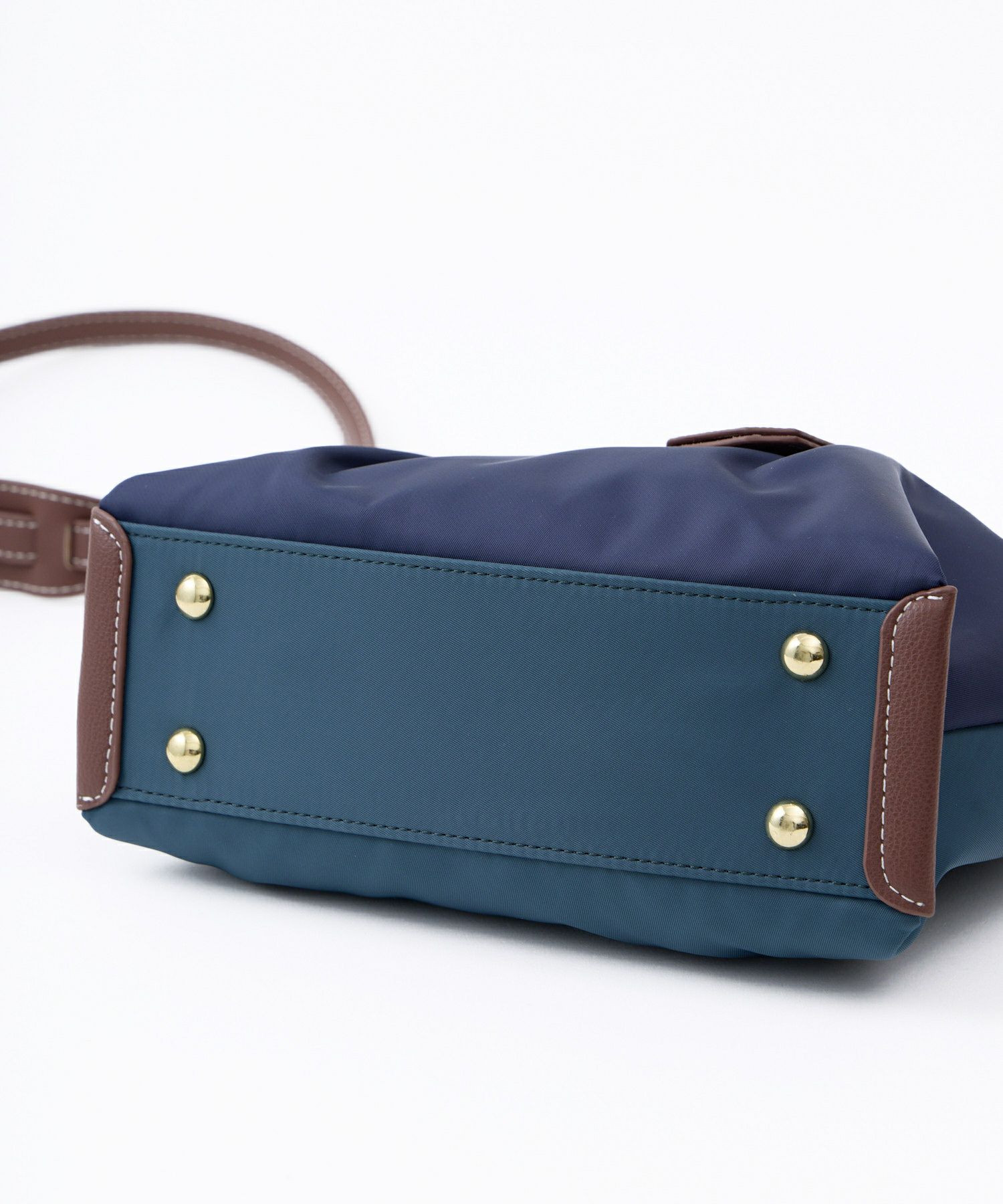 Legato Largo ショルダーバッグ 肩楽 撥水 自立 ｼｮﾙﾀﾞｰﾊﾟｯﾄﾞ付き Wﾌｪｲｽ ｸﾛｼｪｯﾄ付き 底鋲付き mini 肩楽 LH-X0591