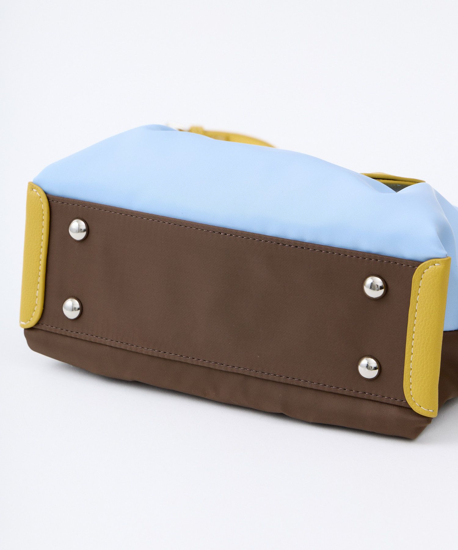 Legato Largo ショルダーバッグ 肩楽 撥水 自立 ｼｮﾙﾀﾞｰﾊﾟｯﾄﾞ付き Wﾌｪｲｽ ｸﾛｼｪｯﾄ付き 底鋲付き mini 肩楽 LH-X0591