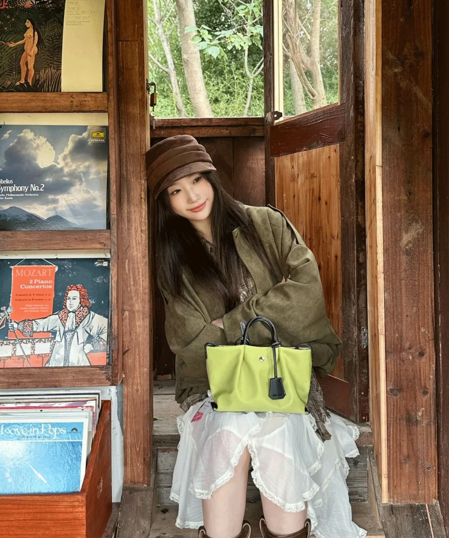 Legato Largo ショルダーバッグ 肩楽 撥水 自立 ｼｮﾙﾀﾞｰﾊﾟｯﾄﾞ付き Wﾌｪｲｽ ｸﾛｼｪｯﾄ付き 底鋲付き mini 肩楽 LH-X0591