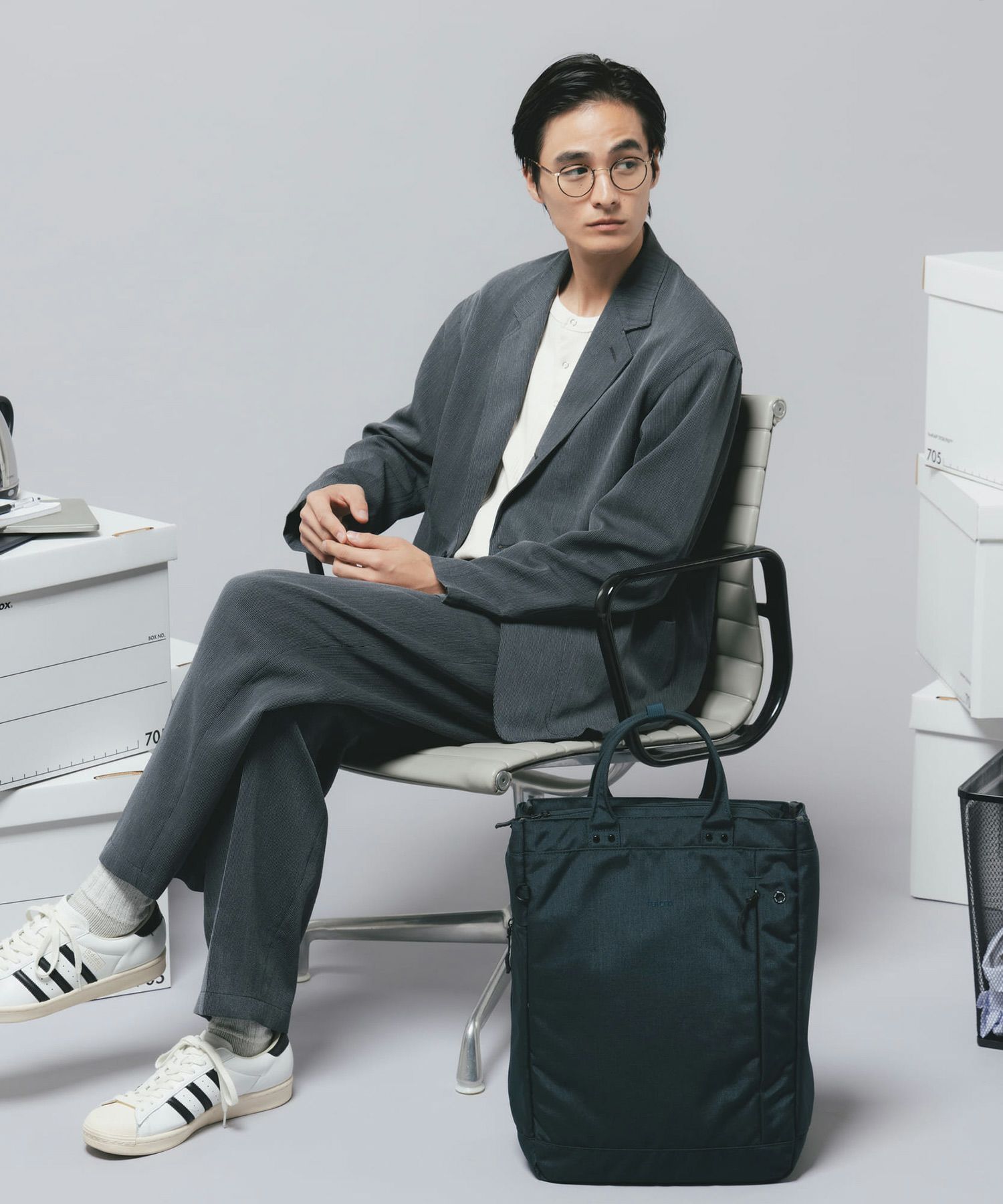 fulcro トートバッグ 両面撥水 多収納 縦型トート 仕事にも使える PC収納付き A4  fma-0036