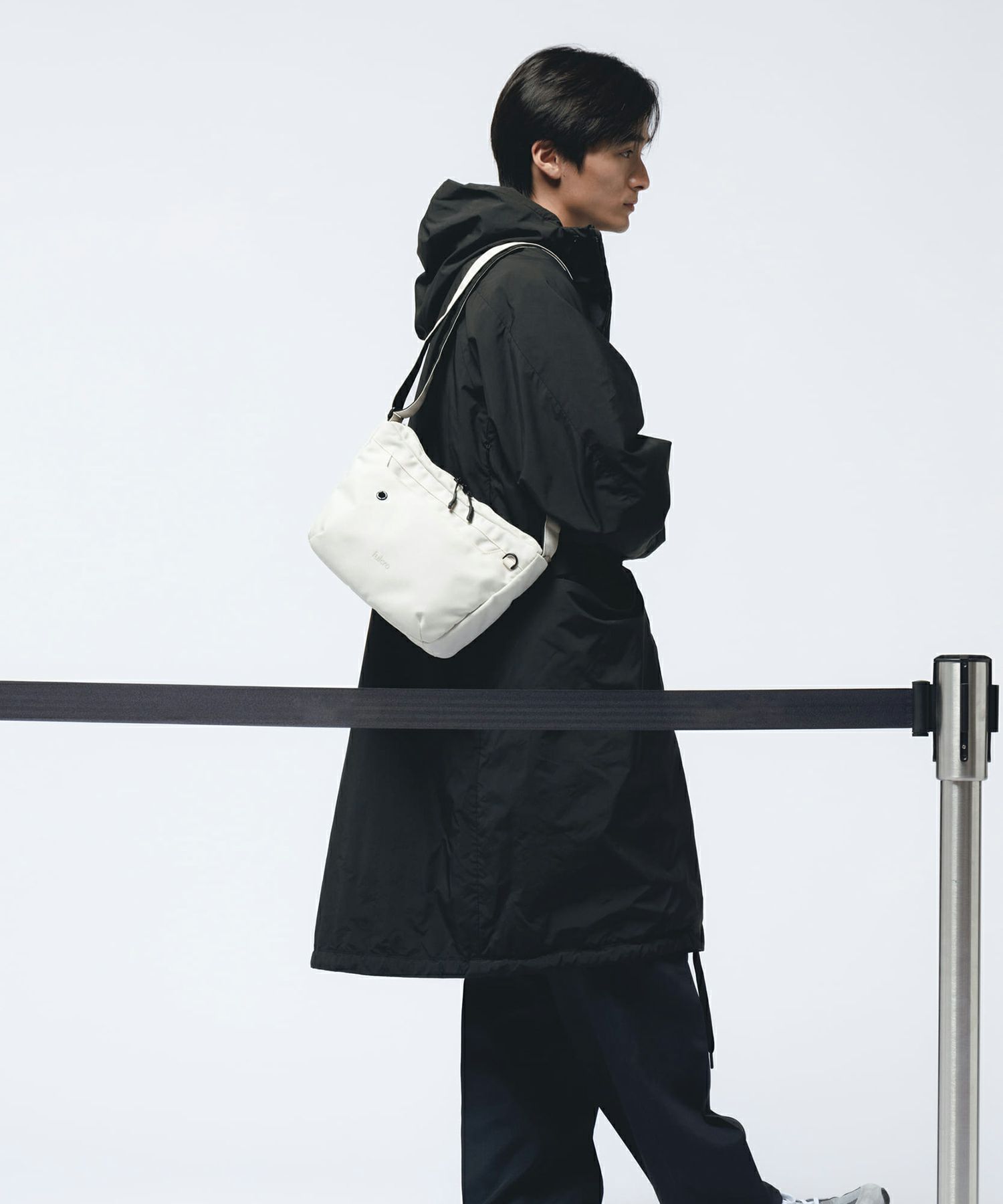 fulcro ショルダーバッグ 両面撥水 多収納 仕分け収納 軽量 A5  fma-0041