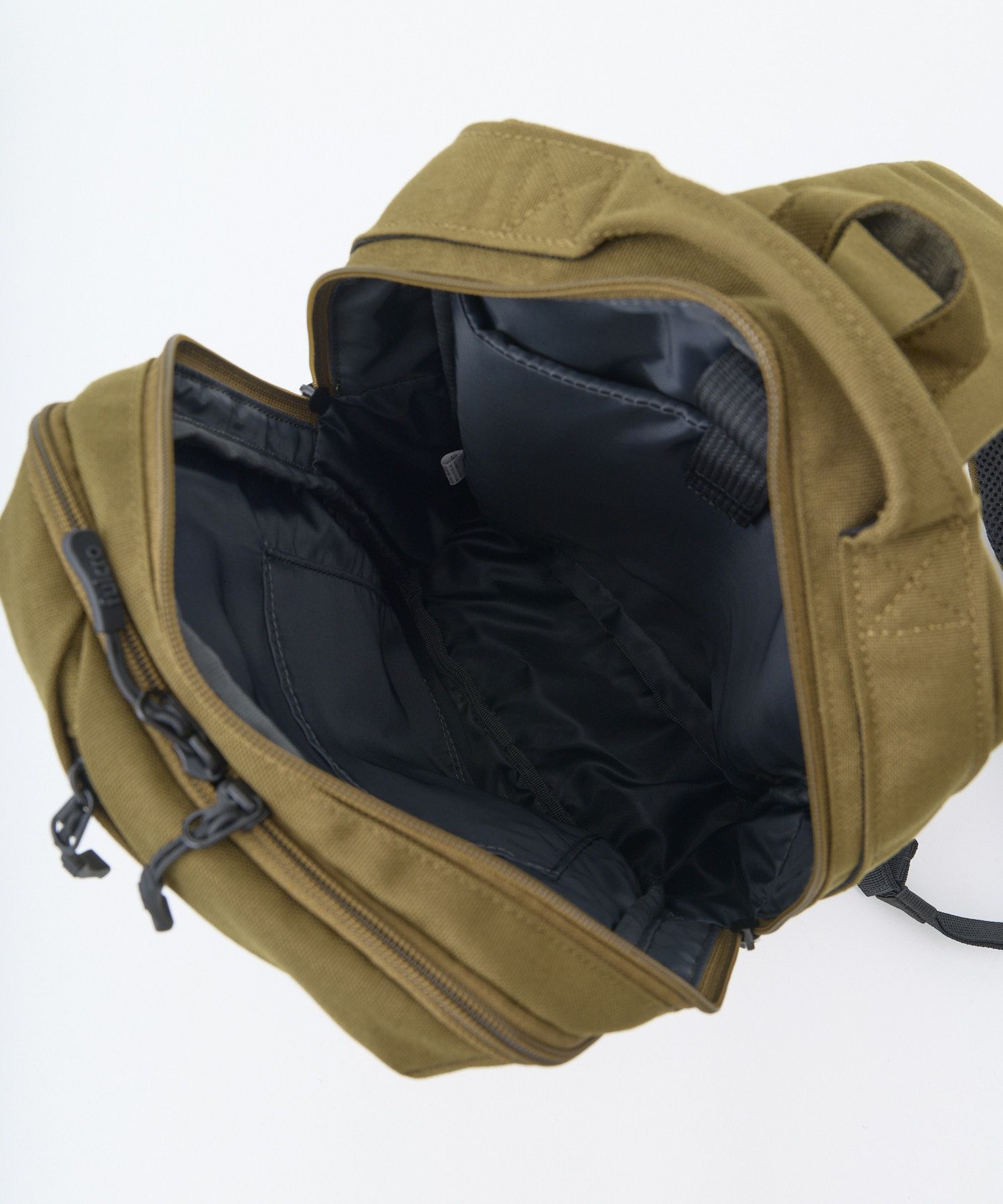 fulcro ボディバッグ ウエストポーチ 両面撥水 タブレット収納 多収納 心地良い着用感 背面メッシュ B5  fma-0042