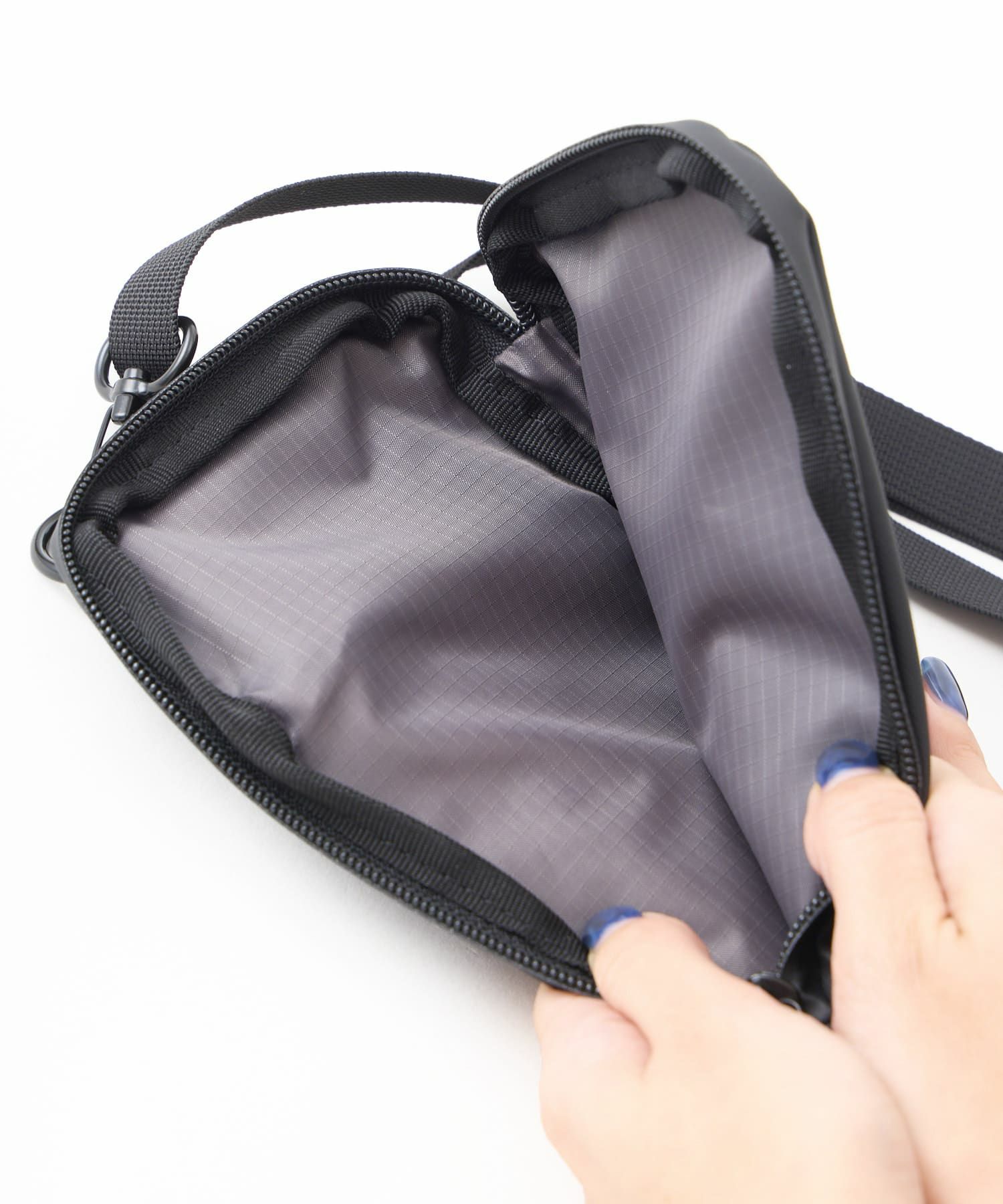 anello ショルダーバッグ 耐水 止水ファスナー mini NIMBUS ATS1431