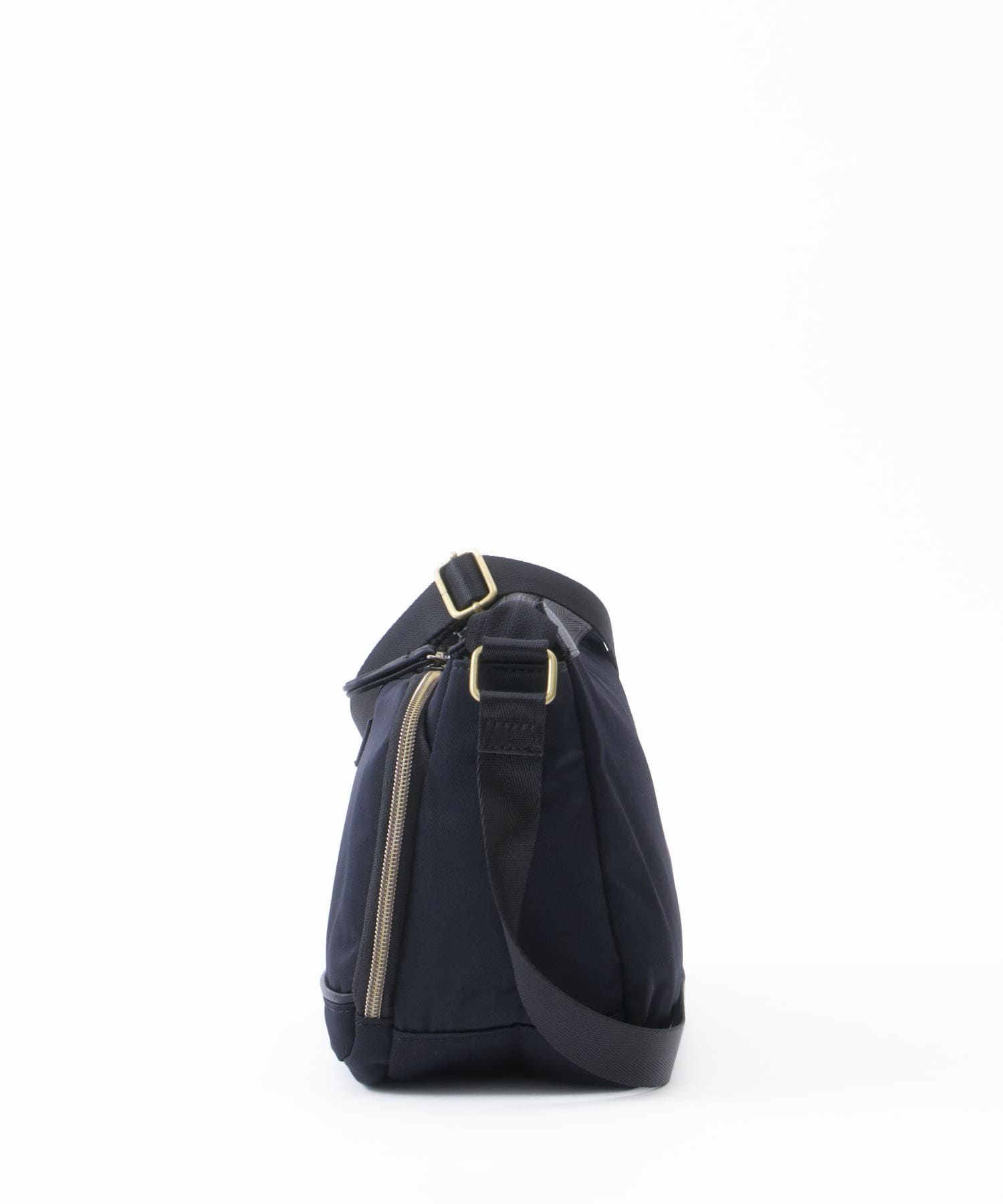 anello GRANDE ショルダーバッグ A5収納 多機能 撥水 GTM1041 ブラック