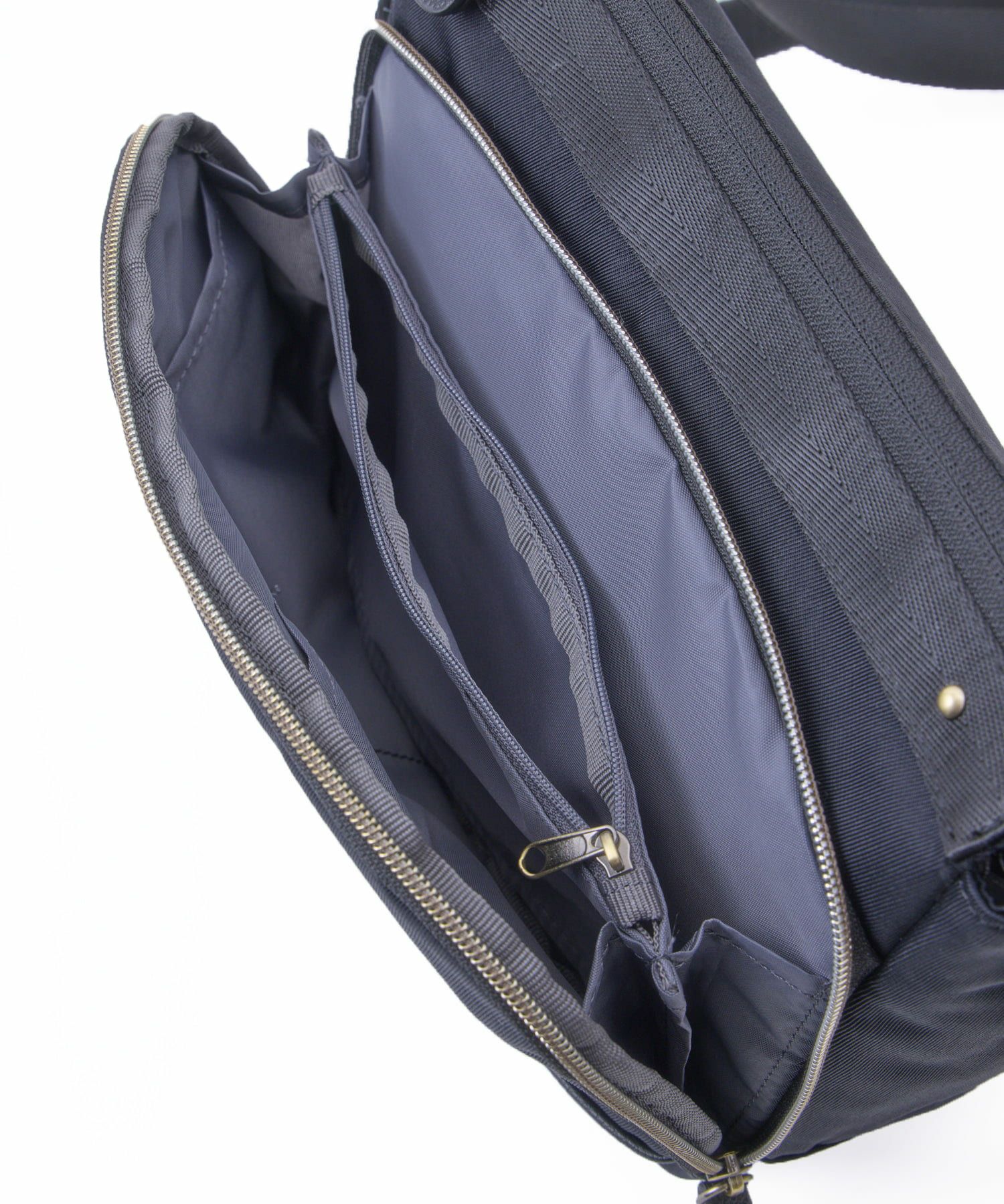 anello GRANDE ショルダーバッグ A5収納 多機能 撥水 GTM1041 ブラック