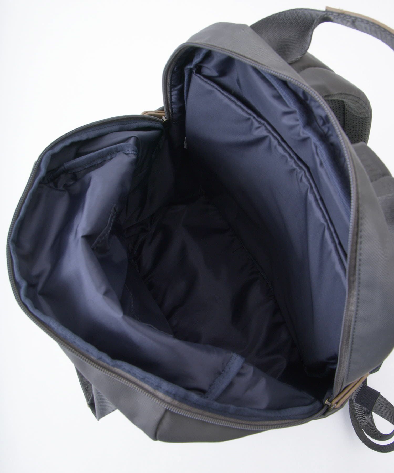 anello GRANDE リュック PC収納 撥水 GTM1043 グレー