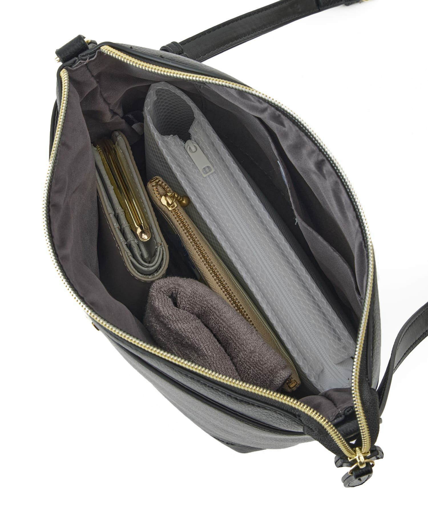 Legato Largo ショルダーバッグ 軽量 A5 カーブ LG-V0441