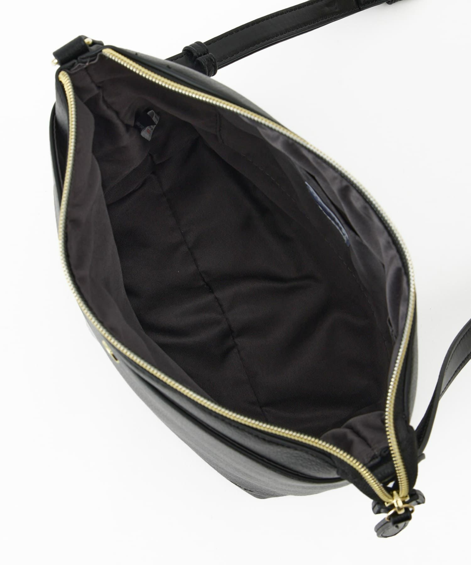 Legato Largo ショルダーバッグ 軽量 A5 カーブ LG-V0441