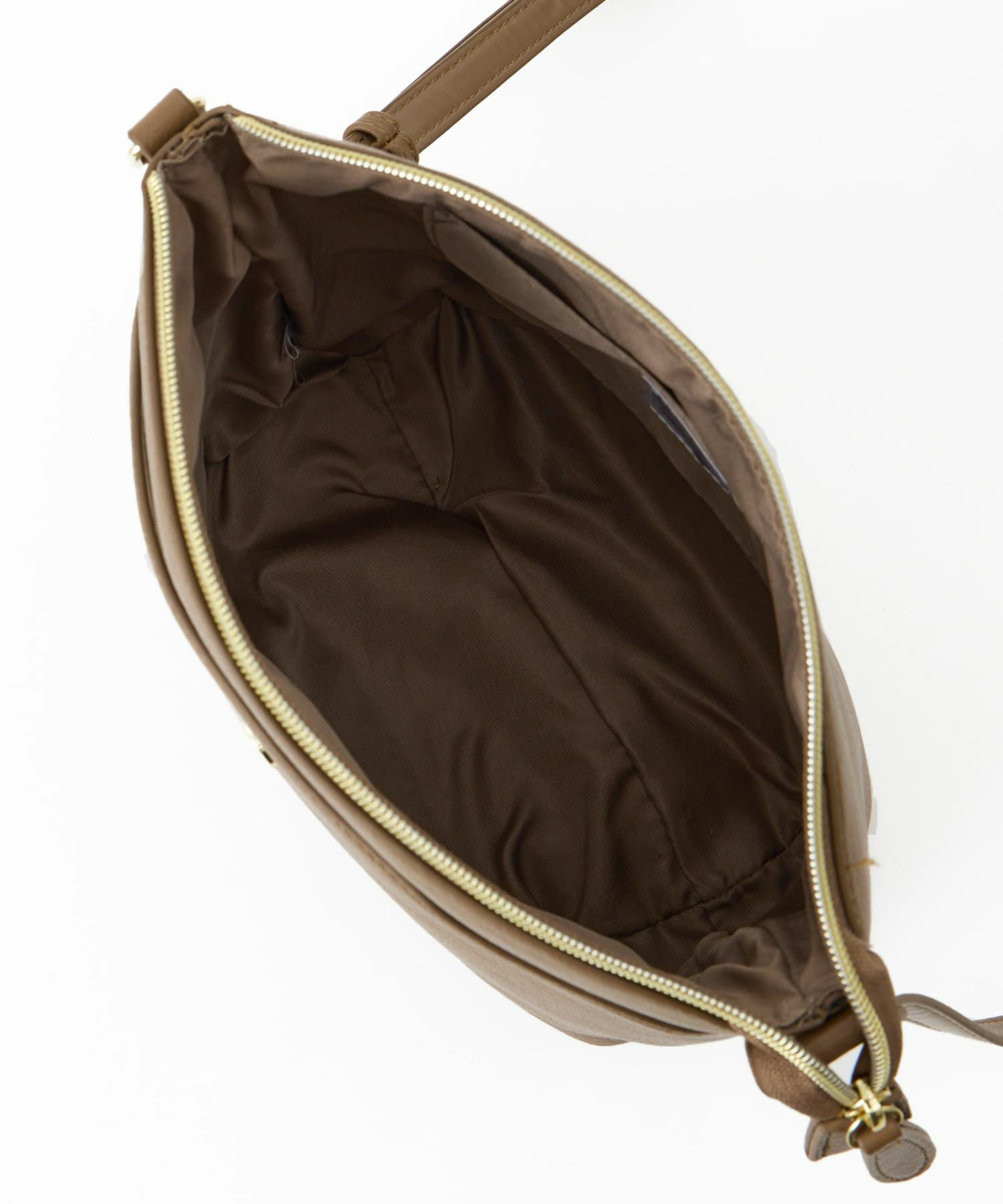 Legato Largo ショルダーバッグ 軽量 A5 カーブ LG-V0441