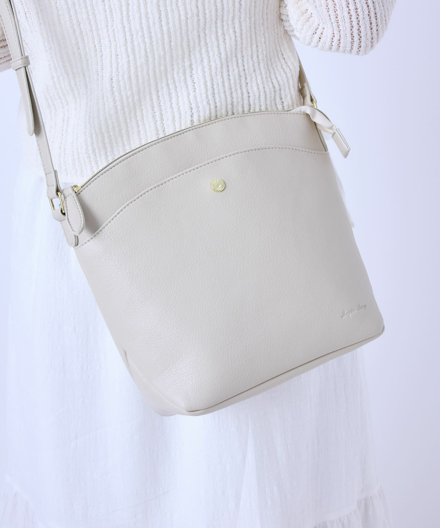 Legato Largo ショルダーバッグ 軽量 A5 カーブ LG-V0441