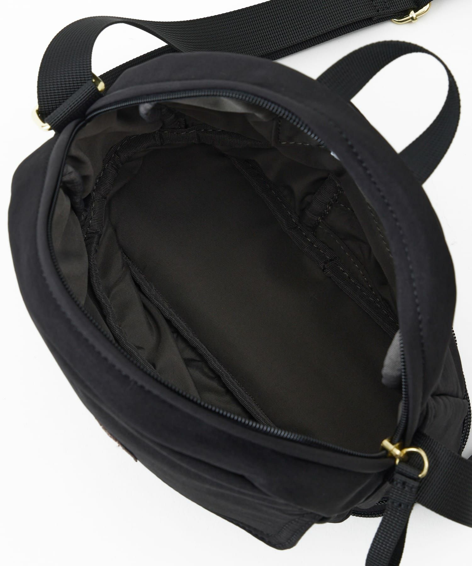 Legato Largo ショルダーバッグ 拡張 軽量 自立 撥水 ﾙｰﾌﾟ付 A5収納 600mlﾎﾞﾄﾙ収納 長財布収納 0 ひろがるかばん LH-W0111