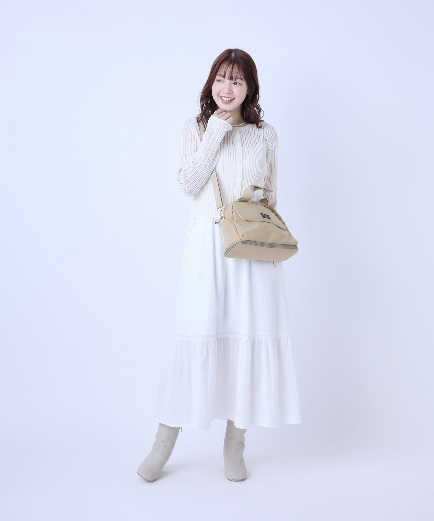 Legato Largo ショルダーバッグ 拡張 軽量 自立 撥水 2WAY ﾊﾝﾄﾞﾙ留め付 600mlﾎﾞﾄﾙと長財布が同時収納 0 ひろがるかばん LH-W0112