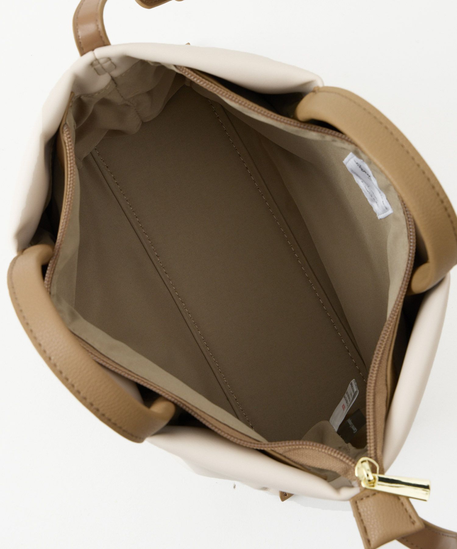 Legato Largo ショルダーバッグ 三層 ハンドル付き ショルダーパッド 肩楽 mini 肩楽 LH-W0163