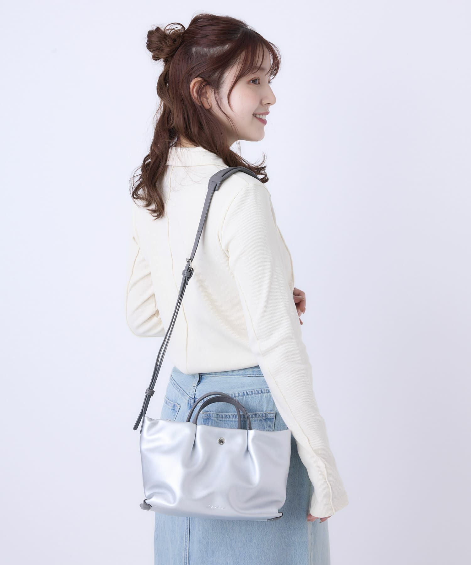 Legato Largo ショルダーバッグ 三層 ハンドル付き ショルダーパッド 肩楽 mini 肩楽 LH-W0163