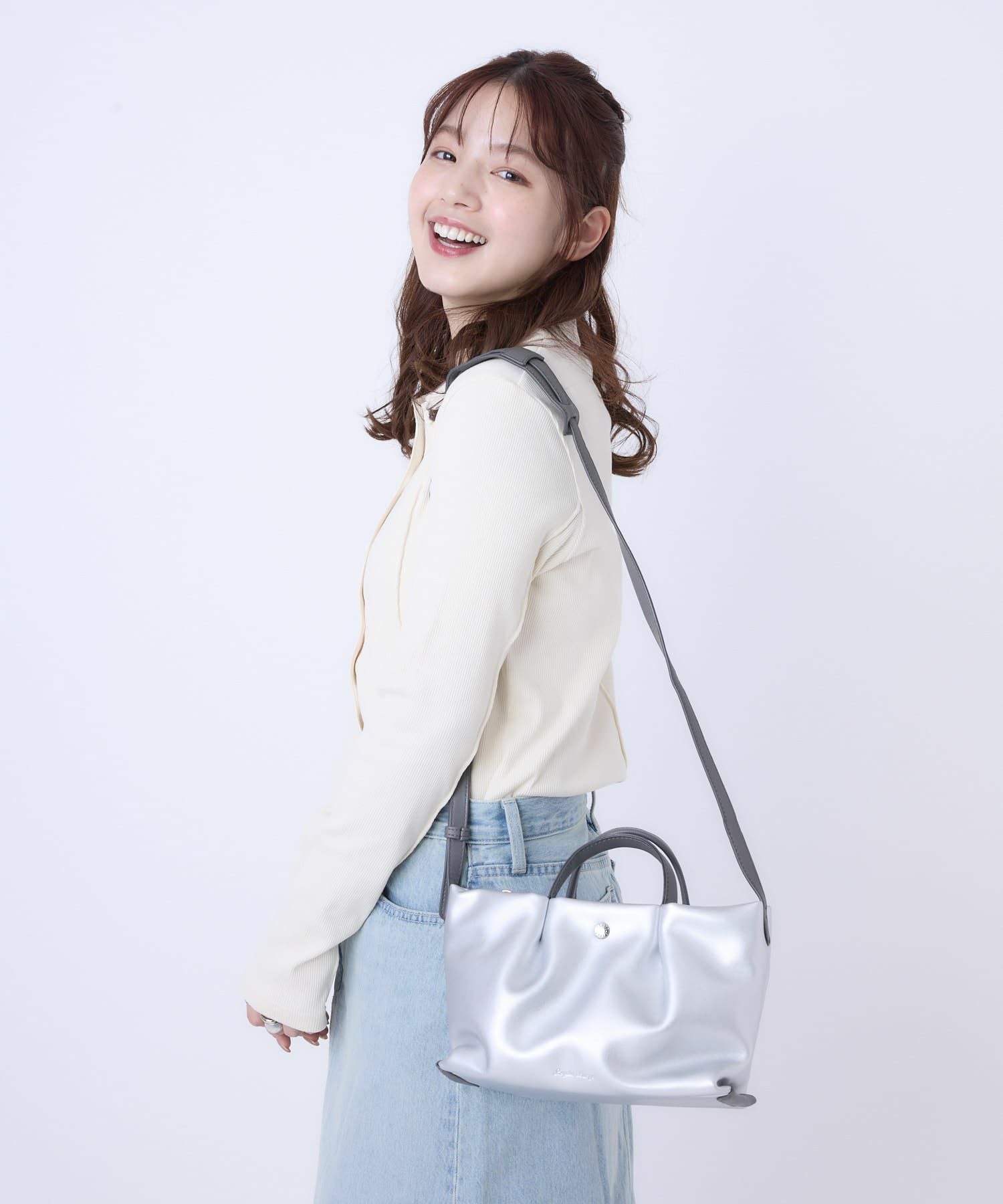 Legato Largo ショルダーバッグ 三層 ハンドル付き ショルダーパッド 肩楽 mini 肩楽 LH-W0163