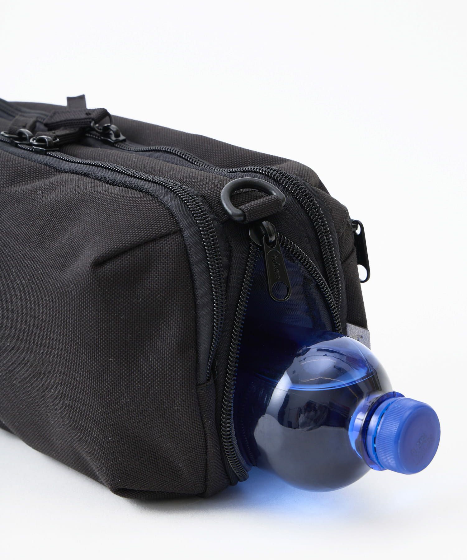 fulcro ショルダーバッグ 自立設計 撥水 広い開口部 多収納  ボトルホルダー mini  fca-1021