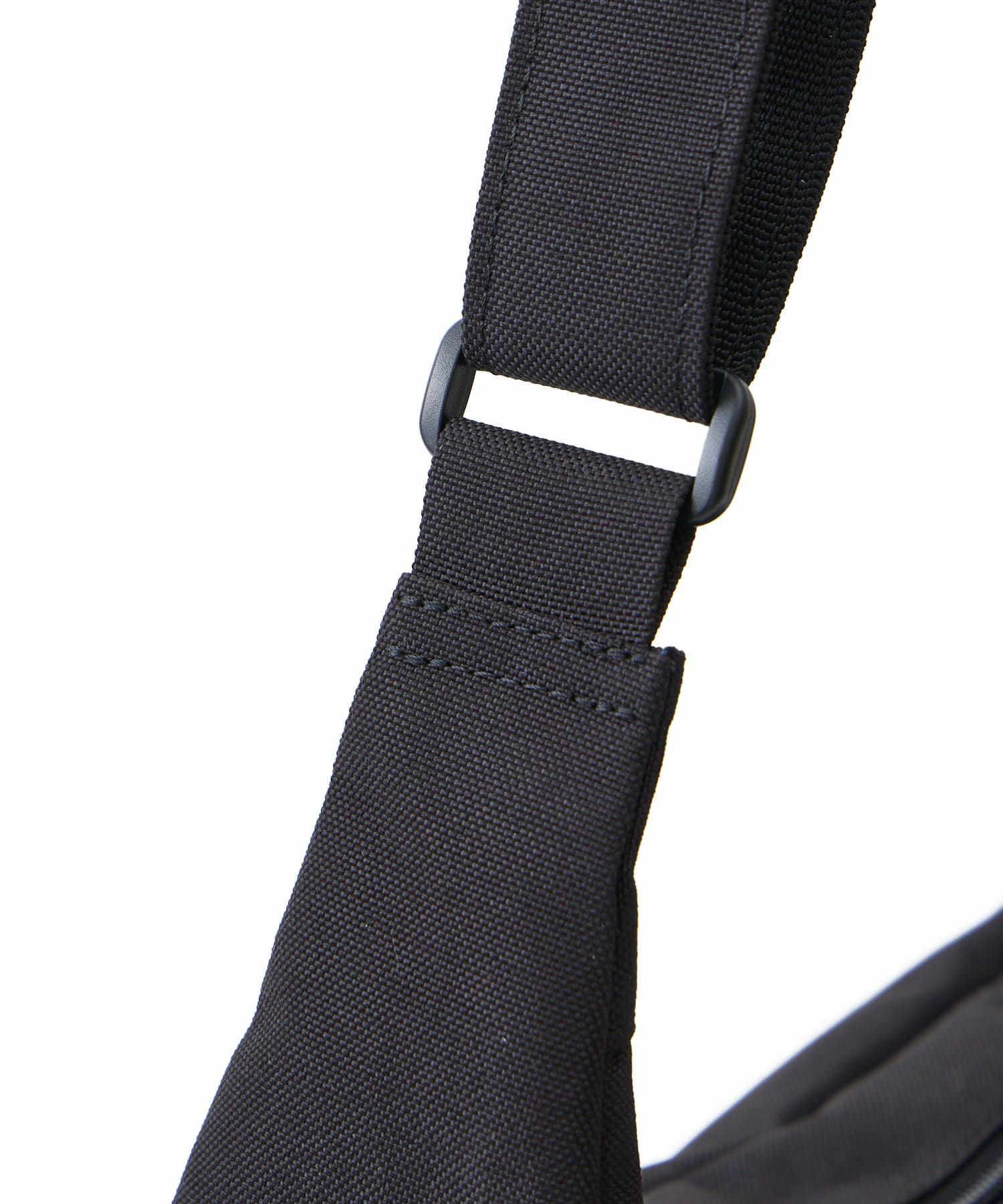 fulcro ショルダーバッグ 自立設計 撥水 広い開口部 ドローストリングポケット B5  fca-1023