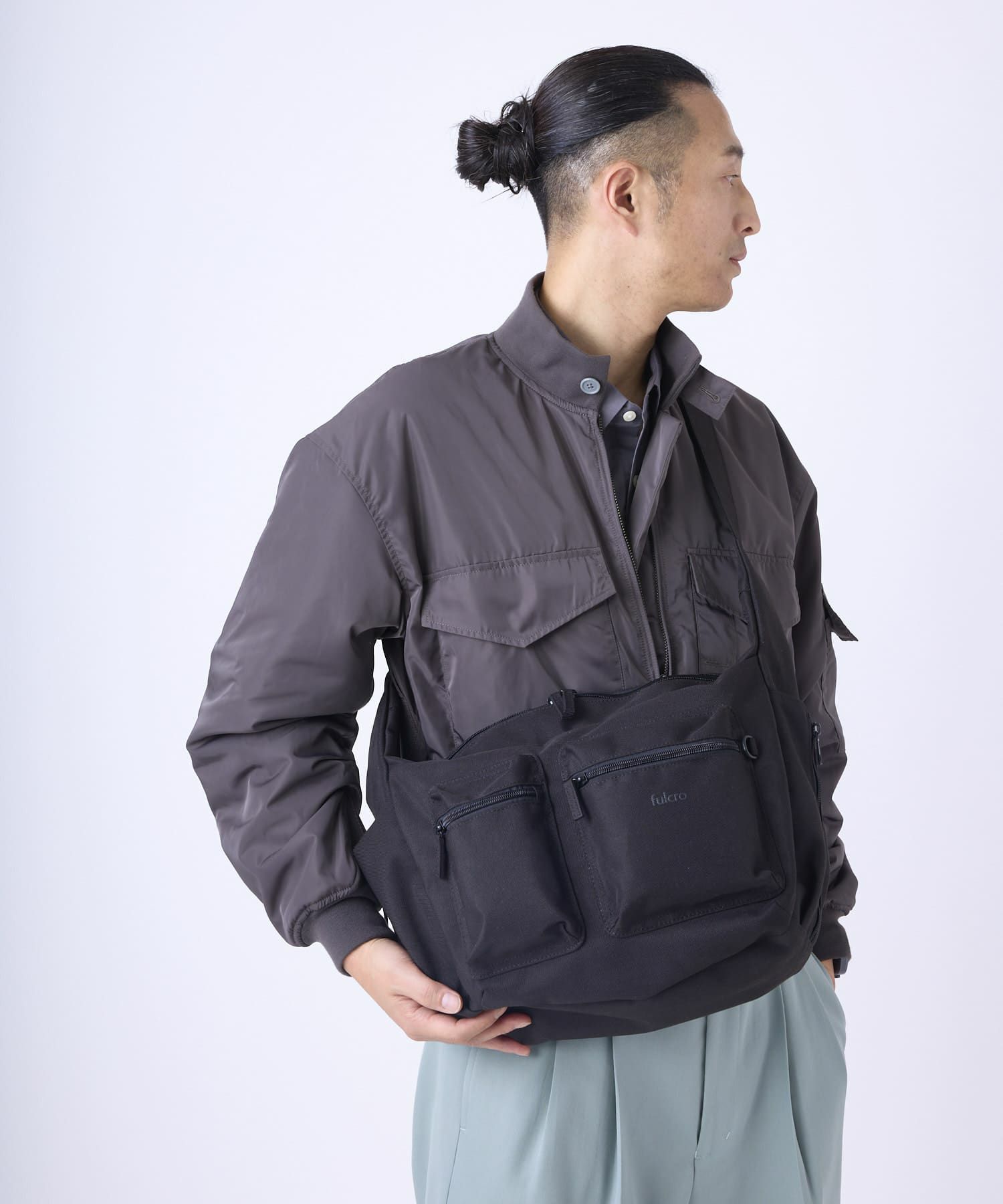 fulcro ショルダーバッグ 自立設計 撥水 広い開口部 ドローストリングポケット B5  fca-1023