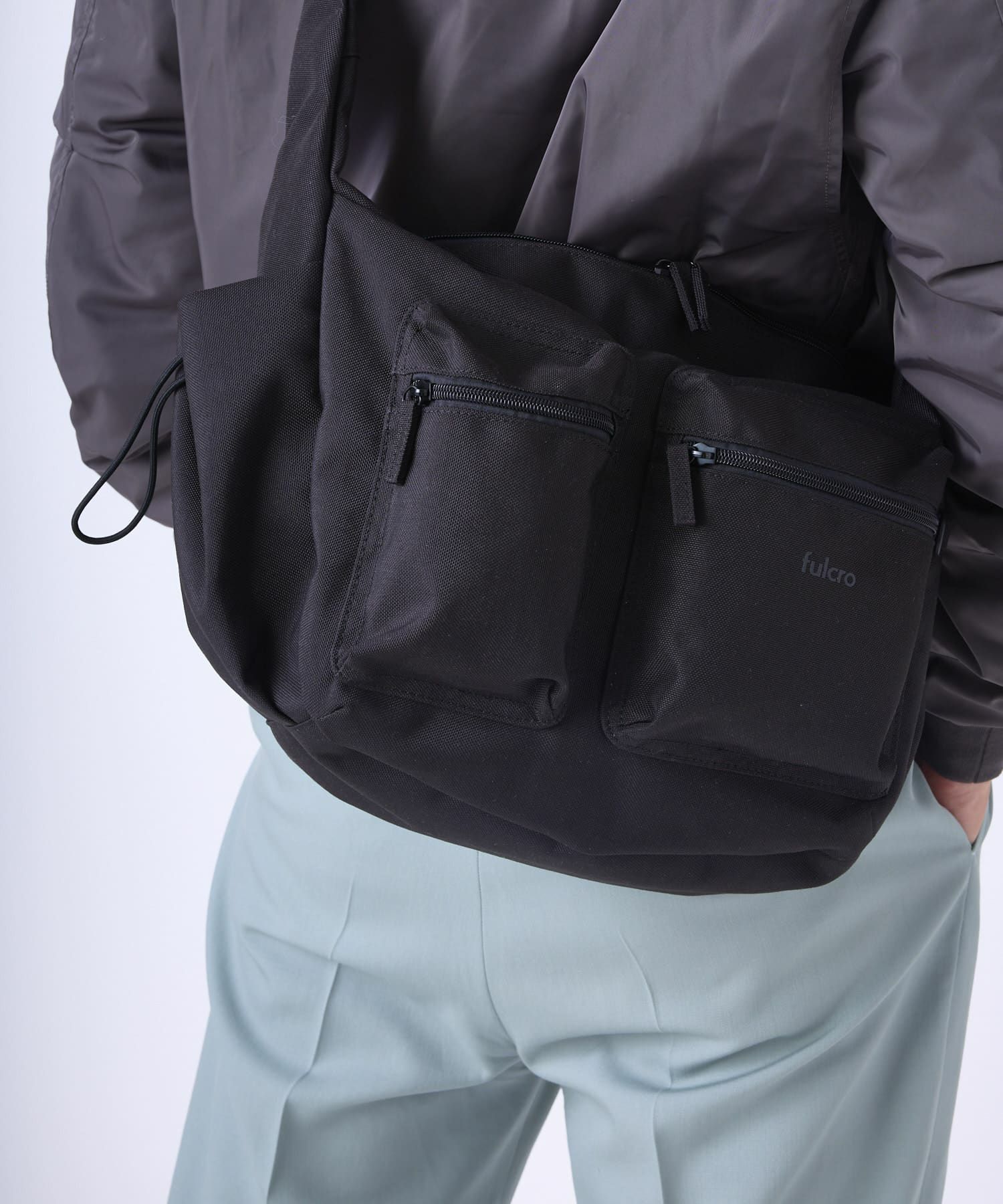 fulcro ショルダーバッグ 自立設計 撥水 広い開口部 ドローストリングポケット B5  fca-1023