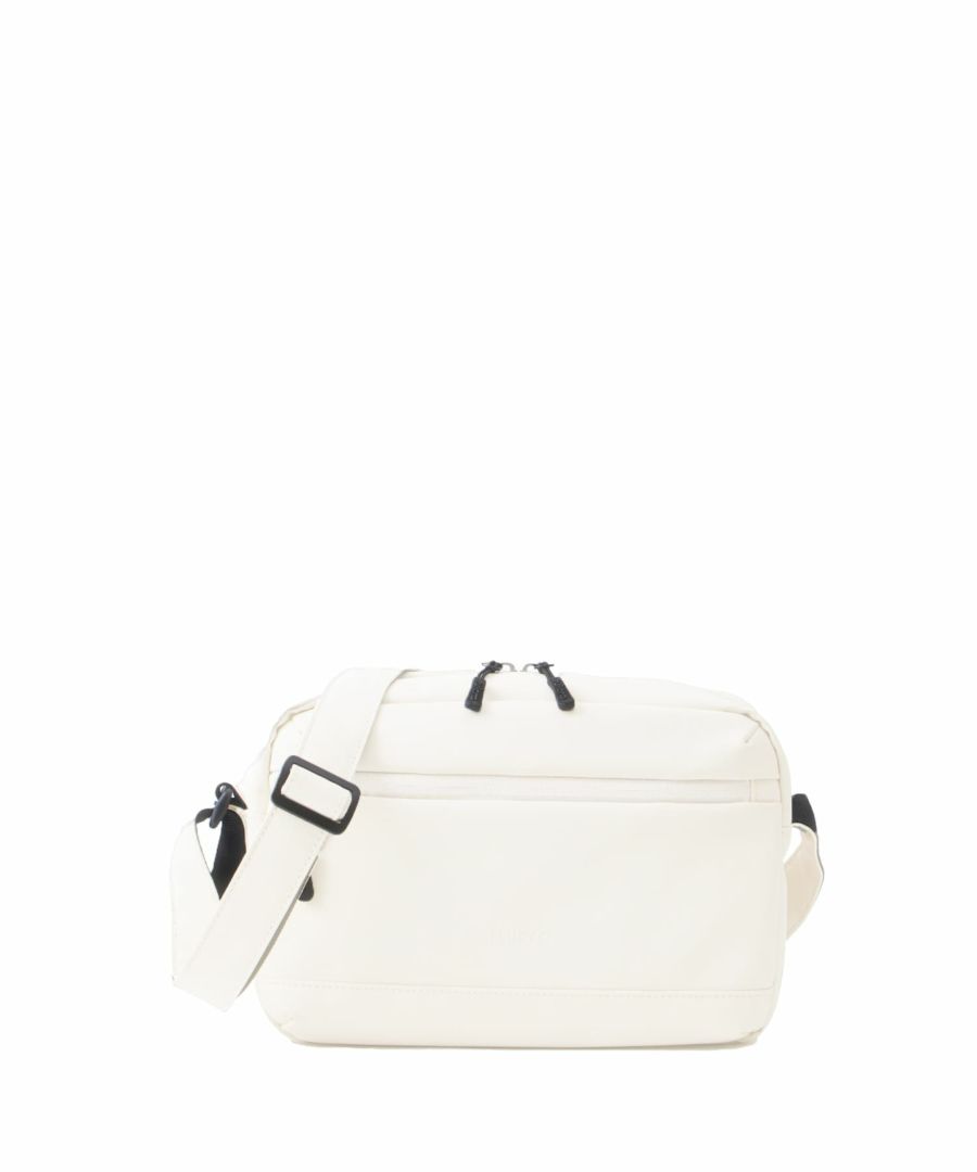 fulcro フルクロ ショルダーバッグ 耐水 Ａ5収納 Explorer アイボリー fia-3011