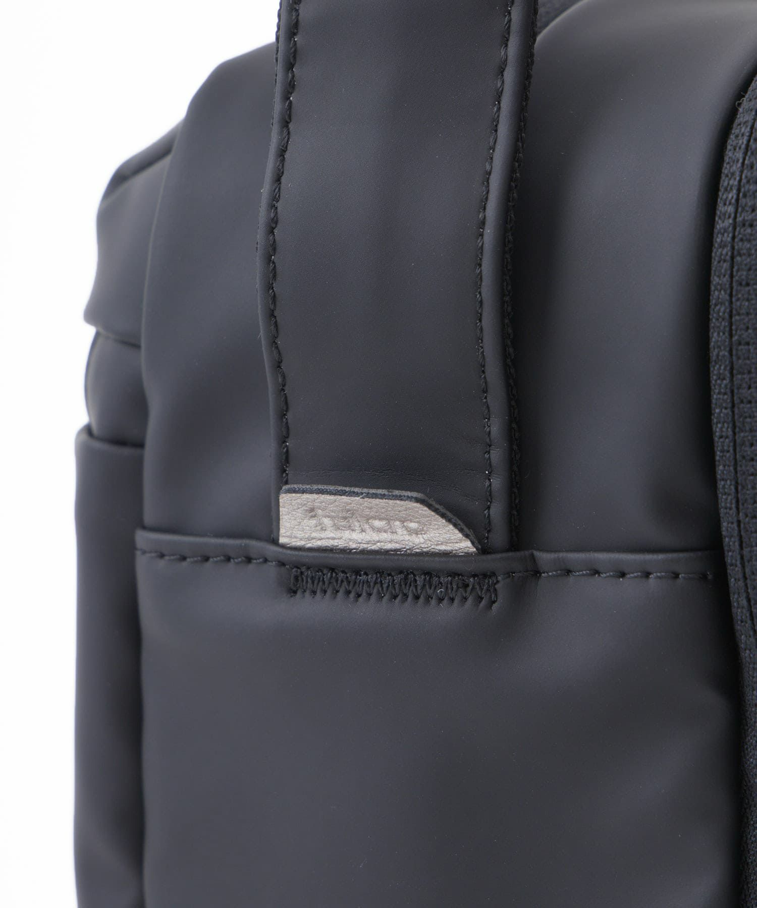 fulcro フルクロ ショルダーバッグ 耐水 Ａ5収納 Explorer ブラック fia-3011