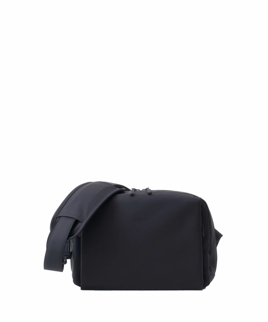 fulcro フルクロ ショルダーバッグ 耐水 Ａ5収納 Explorer ブラック fia-3012