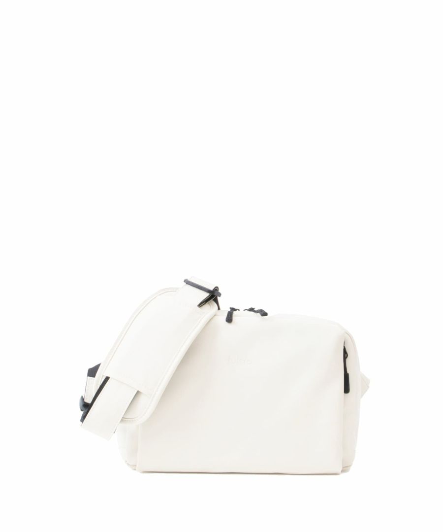 fulcro フルクロ ショルダーバッグ 耐水 Ａ5収納 Explorer アイボリー fia-3012