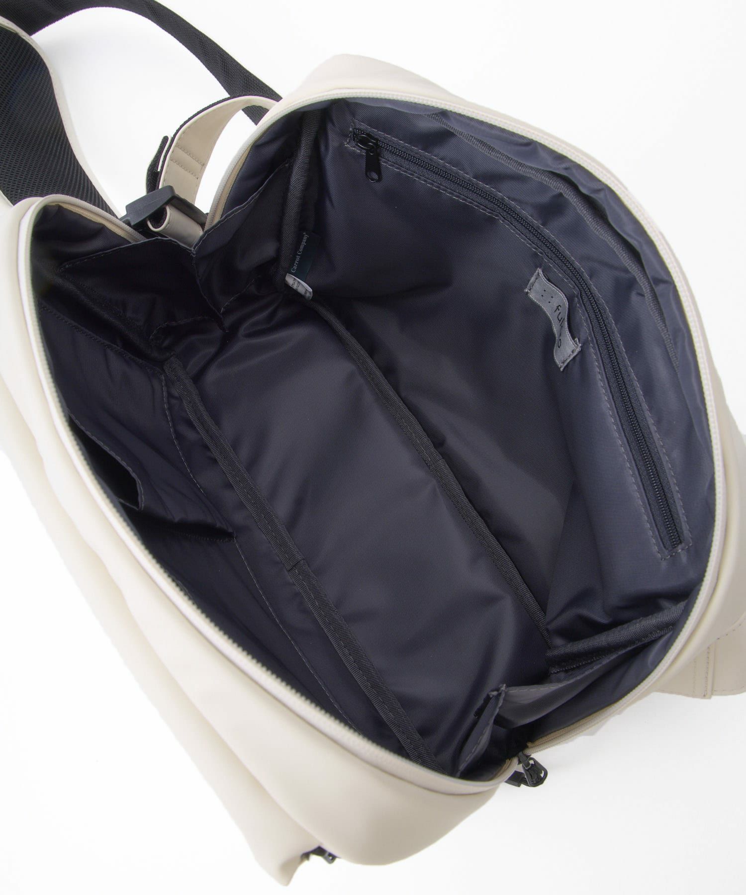 fulcro フルクロ ショルダーバッグ 耐水 Ａ5収納 Explorer アイボリー fia-3012