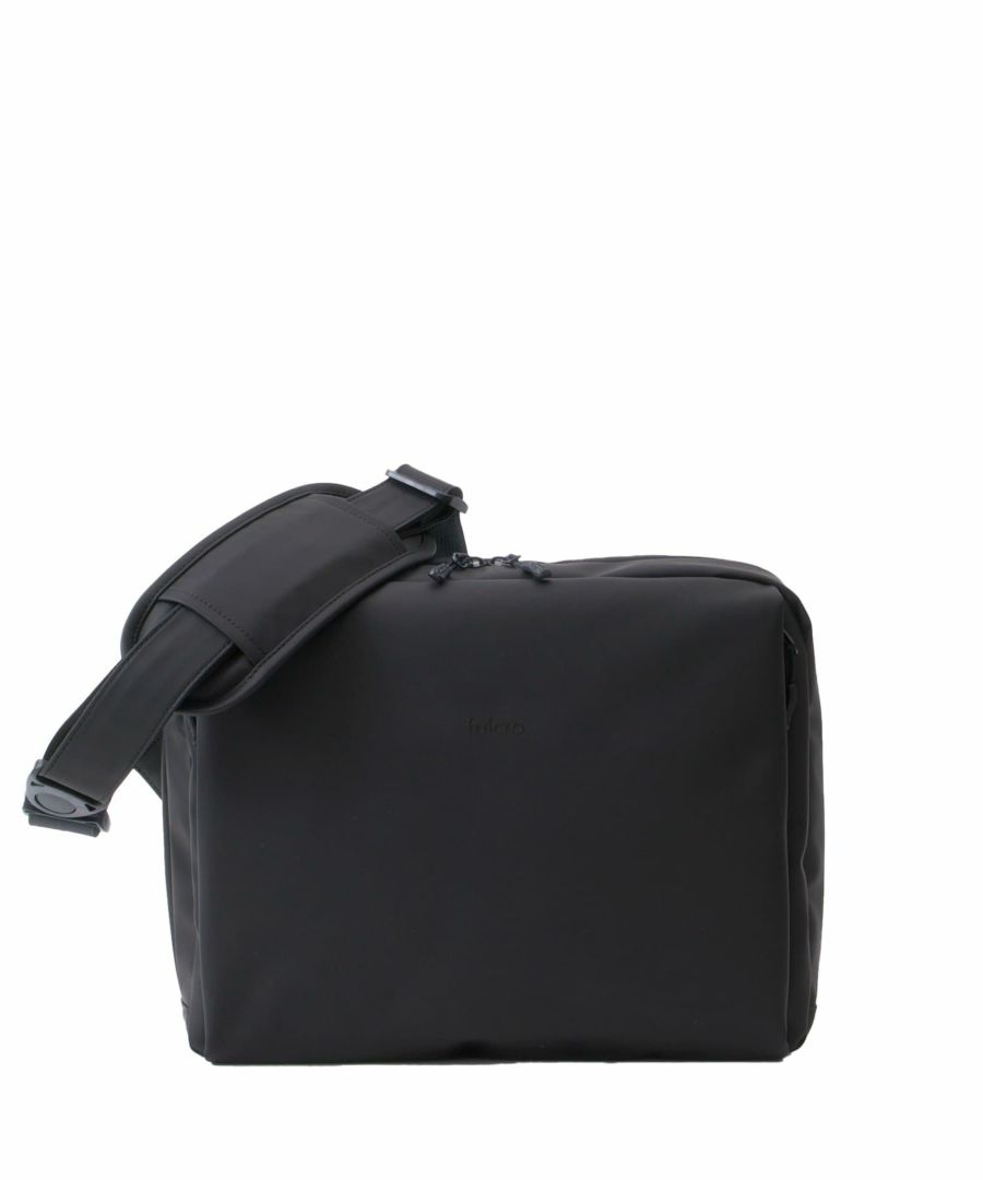 fulcro フルクロ ショルダーバッグ A4収納 耐水 キャリーオン Explorer fia-3013