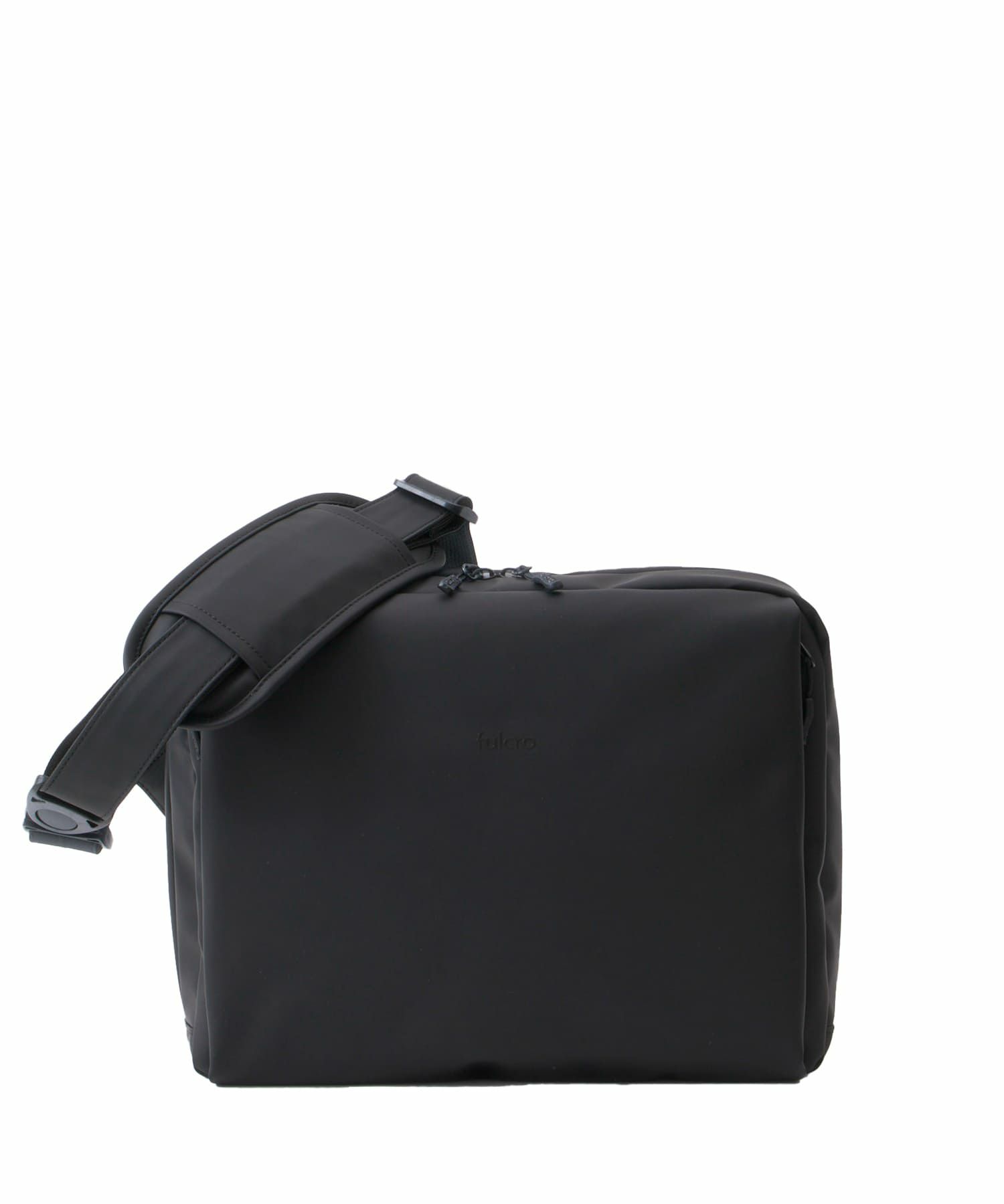 fulcro フルクロ ショルダーバッグ A4収納 耐水 キャリーオン Explorer fia-3013