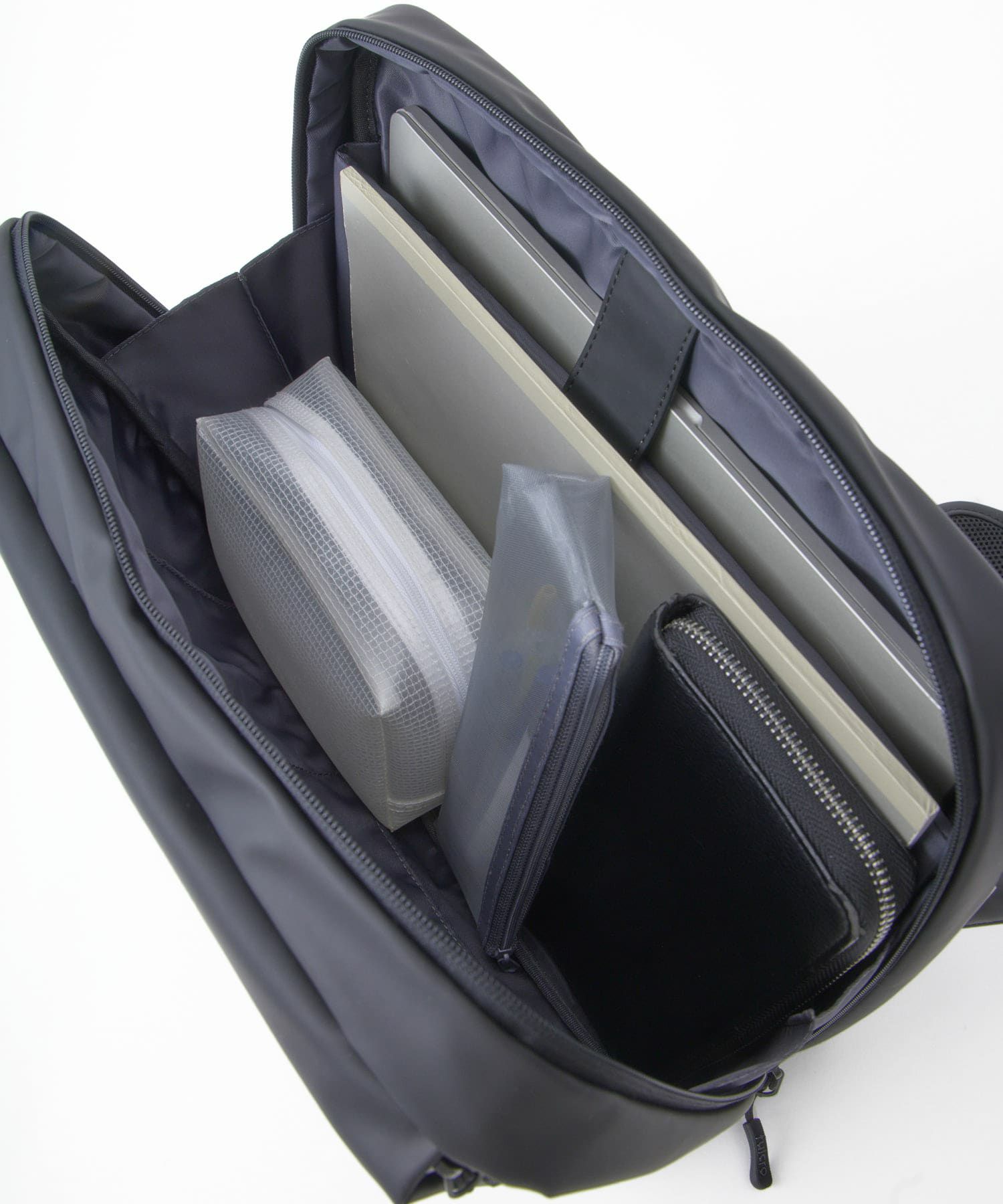 fulcro フルクロ ショルダーバッグ A4収納 耐水 キャリーオン Explorer fia-3013 ブラック