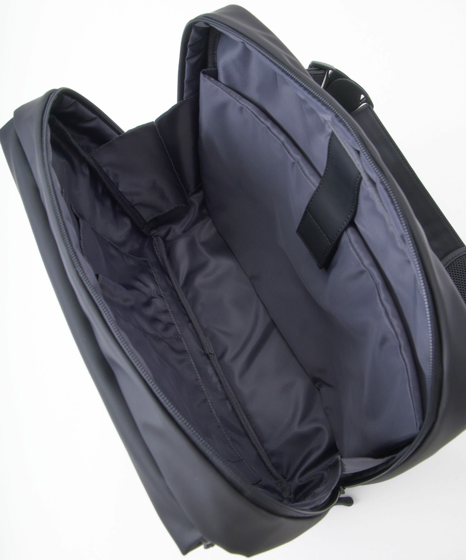 fulcro フルクロ ショルダーバッグ A4収納 耐水 キャリーオン Explorer fia-3013 ブラック