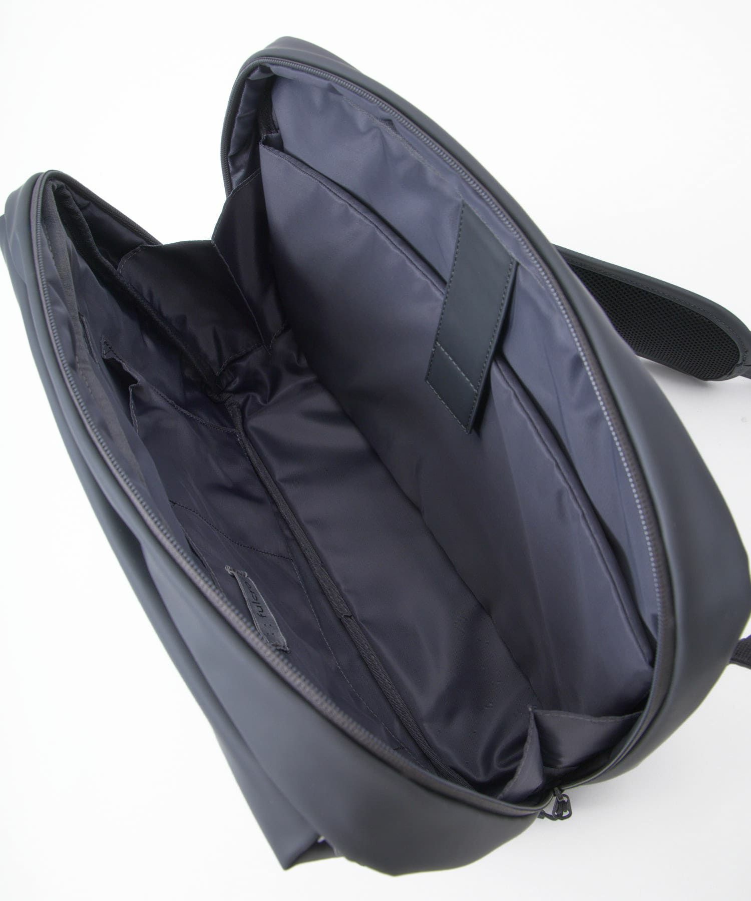 fulcro フルクロ ショルダーバッグ A4収納 耐水 キャリーオン Explorer fia-3013 ダークグレー