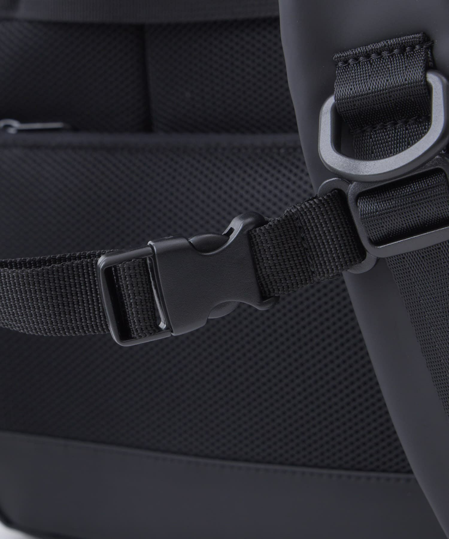 fulcro フルクロ バックパック リュック  PC収納 15インチ 耐水 キャリーオン Explorer fia-3014 ブラック