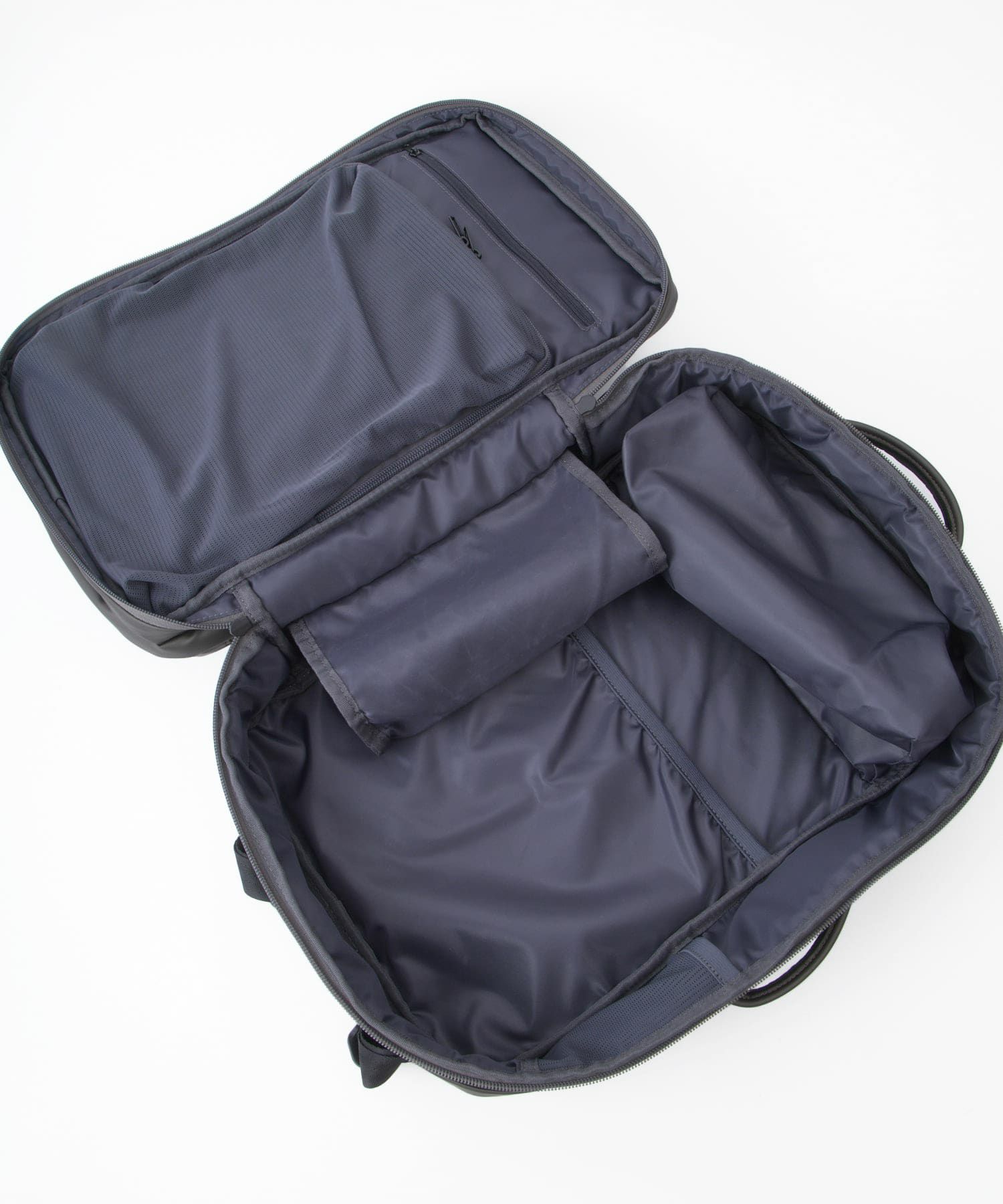 fulcro フルクロ バックパック リュック  PC収納 15インチ 耐水 キャリーオン Explorer fia-3014 チャコールブラウン