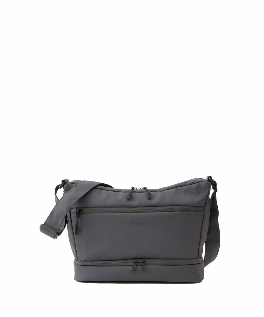 fia-3021 ショルダーバッグ 耐水 A5収納 Explorer fia-3021 ダークグレー