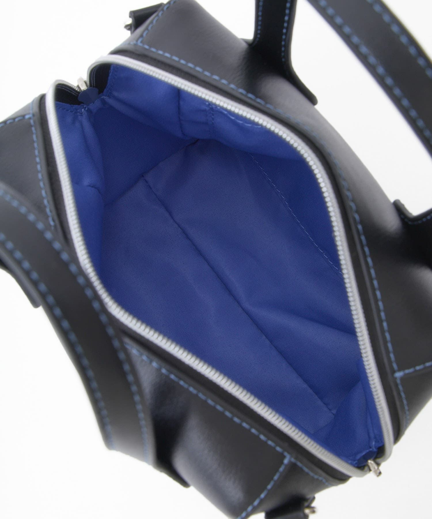 Legato Largo ショルダーバッグ ２WAY 軽量 ハートステッチ LH-W0133 ブラック