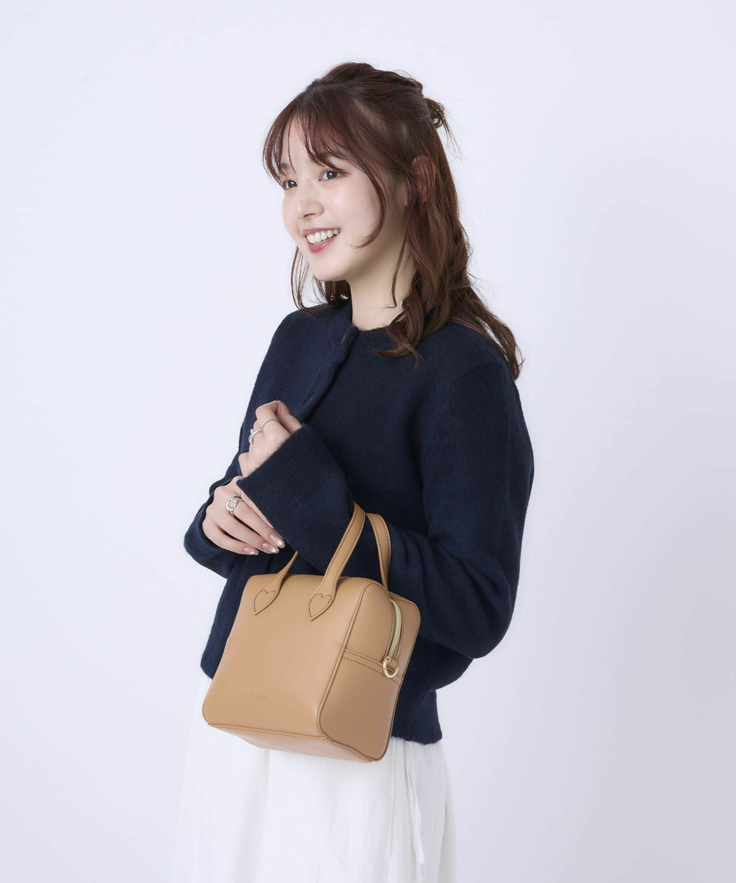 Legato Largo ショルダーバッグ ２WAY 軽量 ハートステッチ LH-W0133　キャメル