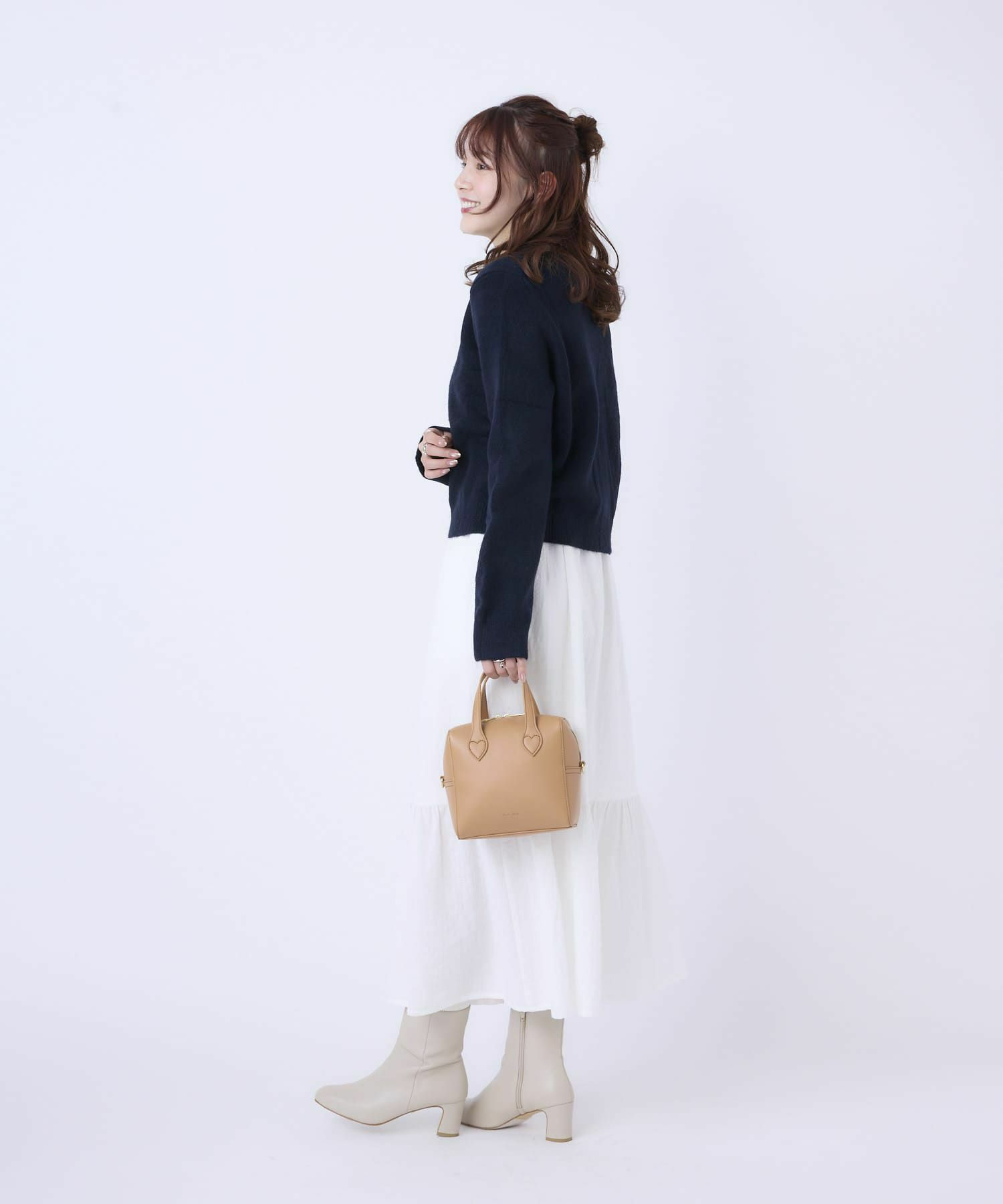 Legato Largo ショルダーバッグ ２WAY 軽量 ハートステッチ LH-W0133　キャメル